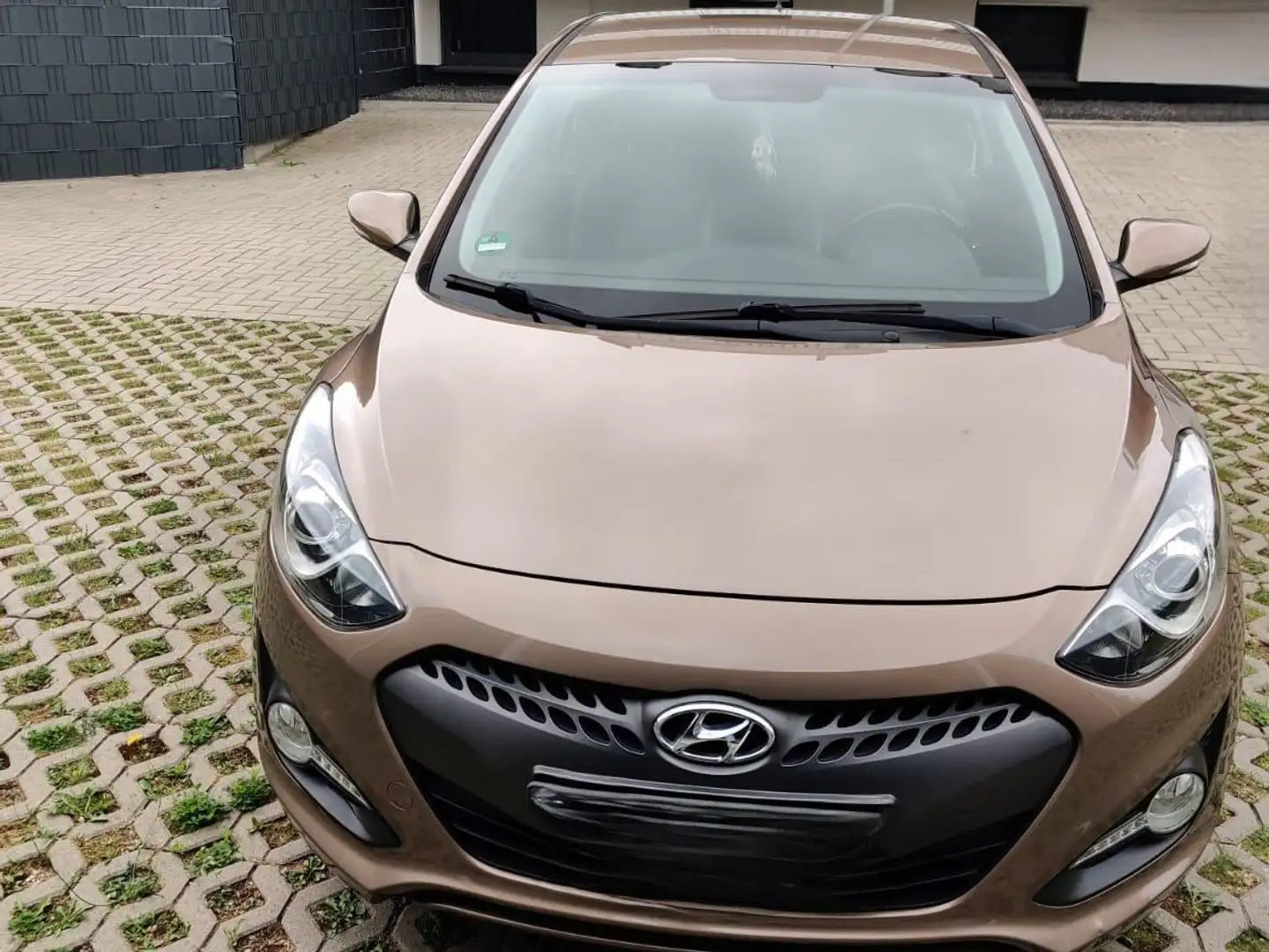 Hyundai i30 i30 1.6 Coupe Automatik Design Maro - 2