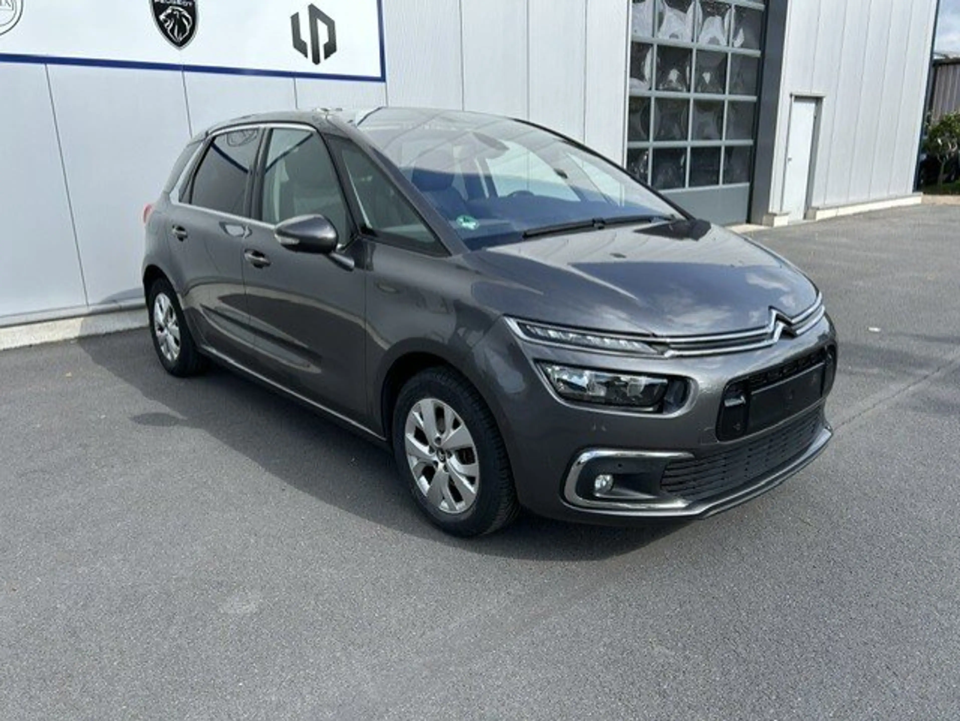 Citroen C4 Picasso 1.2 PureTech Feel 130Pk — photo 3