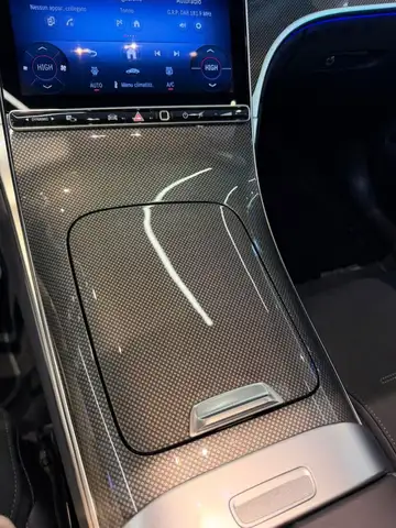 Mercedes-Benz GLC view 12