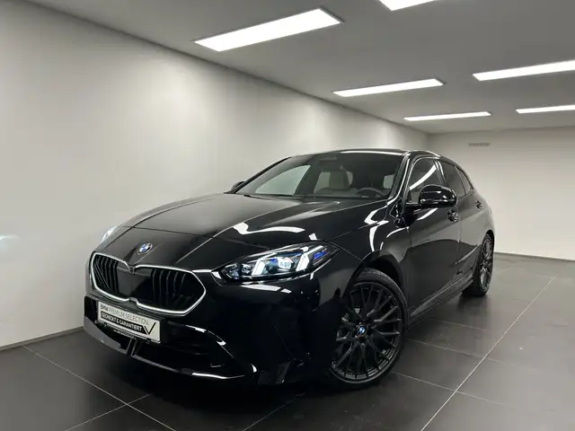 BMW 1 Series view 7