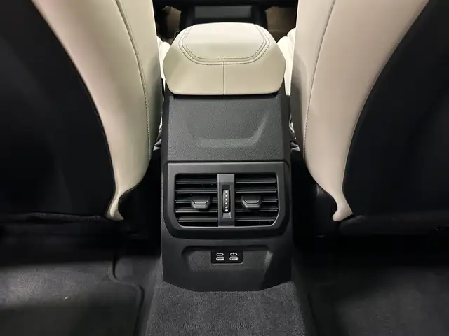 BMW 1 Series view 15