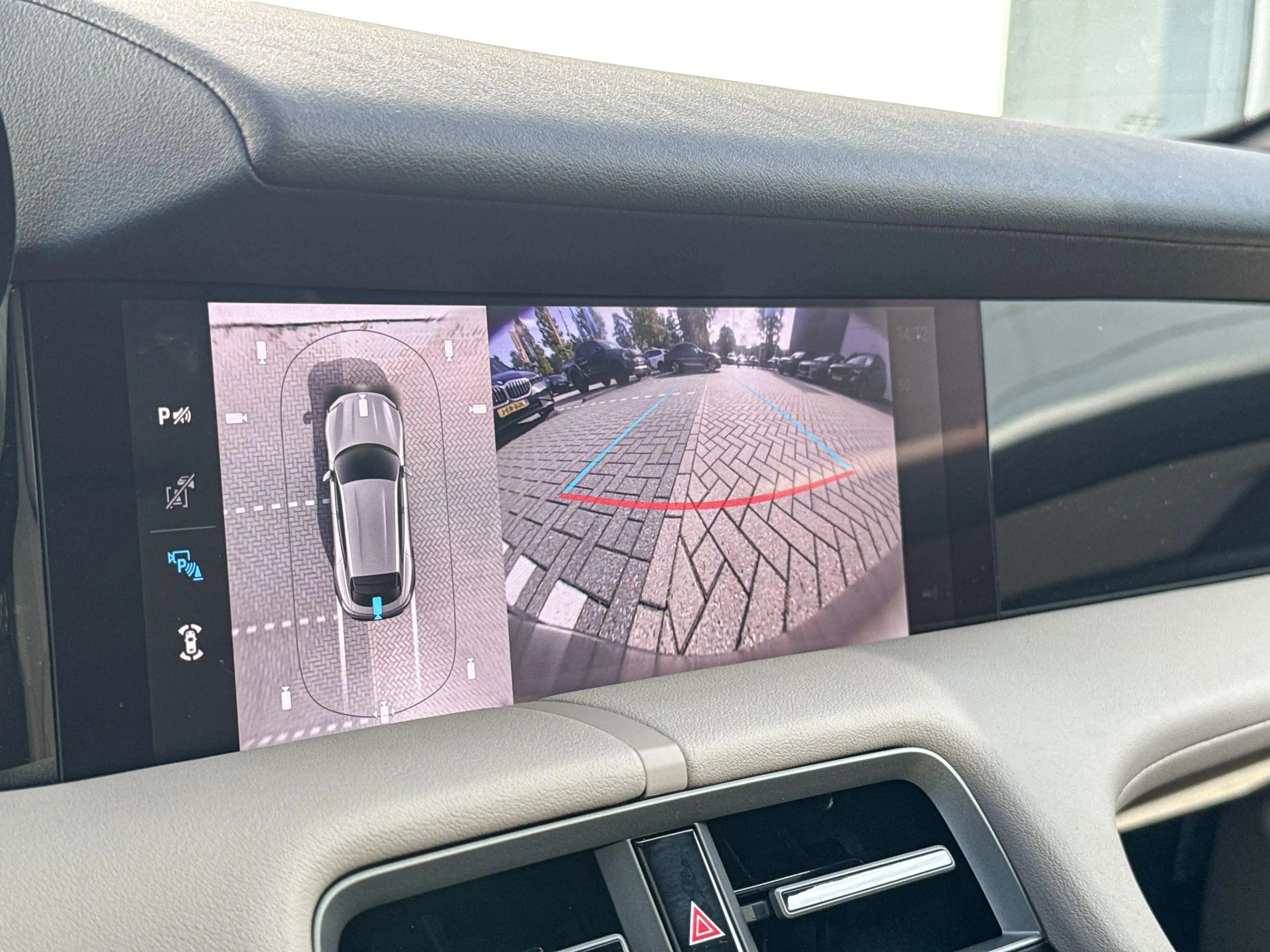 Porsche Taycan Cross Turismo 4 105 kWh — photo 15