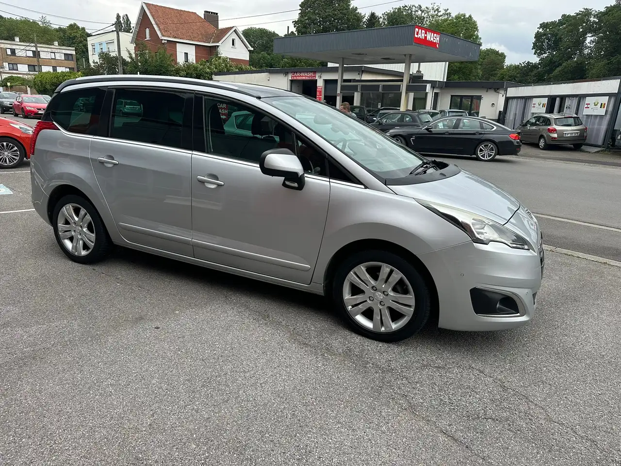 Peugeot 5008 1.6 HDi 115ch FAP BVM6 Style 5pl