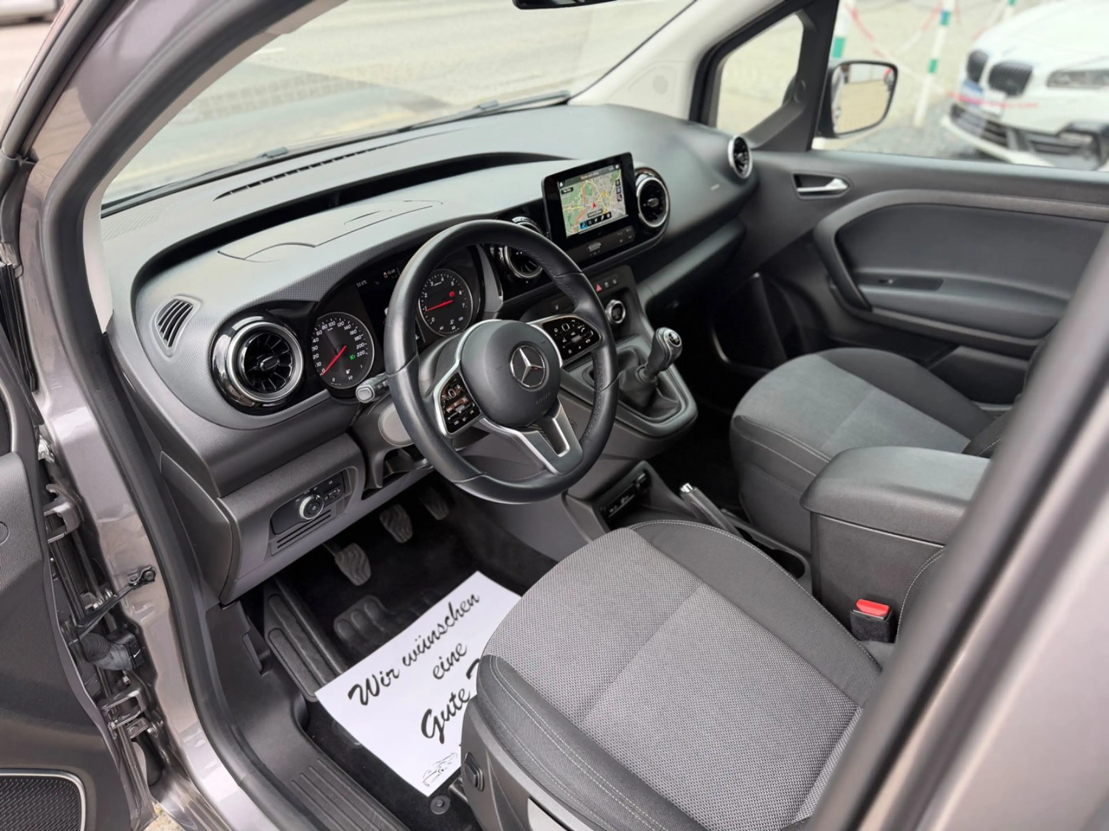 Mercedes-Benz Citan Kombi 113 TOURER NAVI KAMERA MBUX TEMPOM. — photo 12