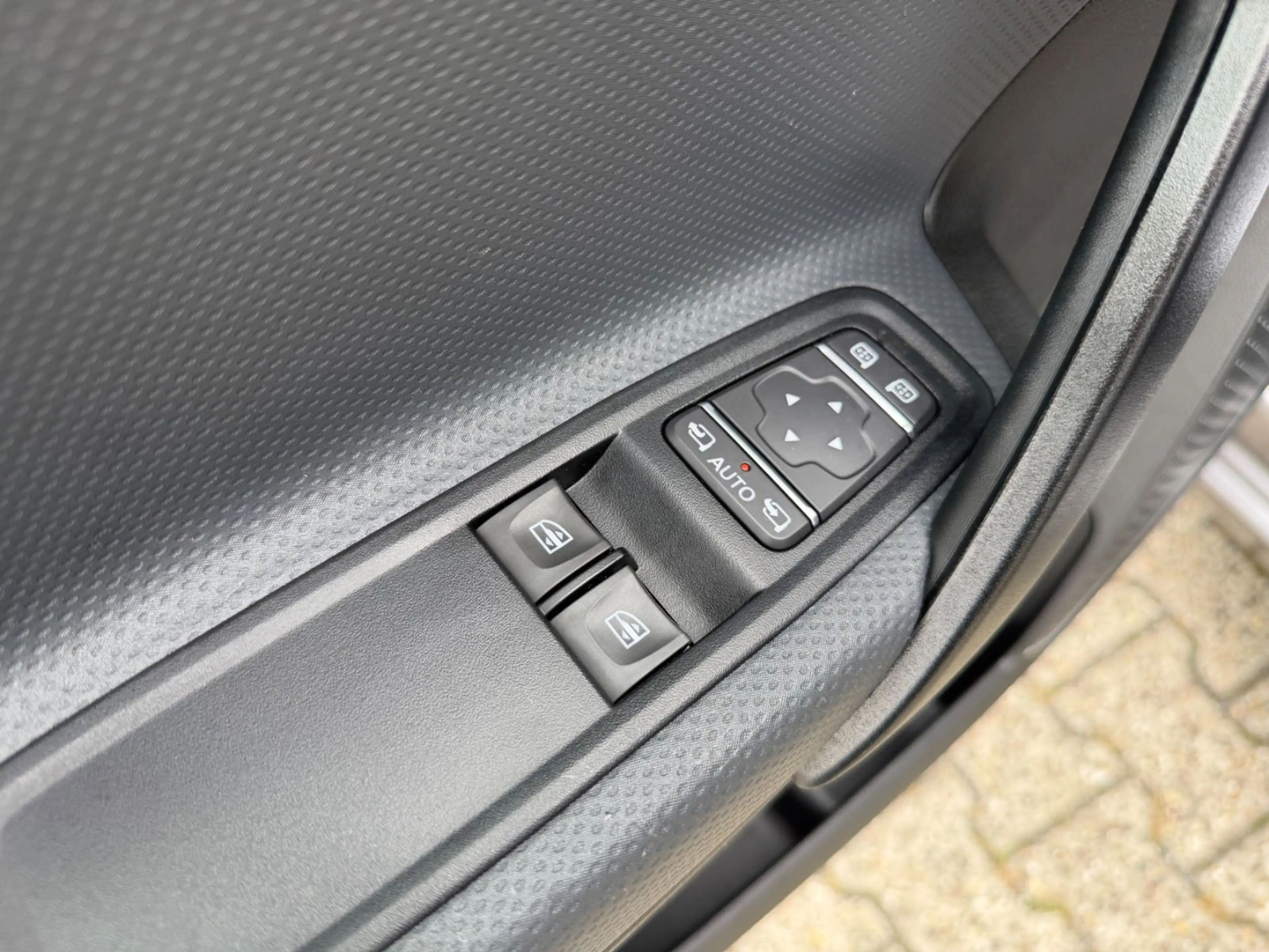 Mercedes-Benz Citan Kombi 113 TOURER NAVI KAMERA MBUX TEMPOM. — photo 13