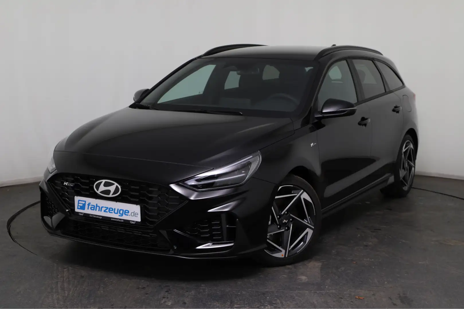 Hyundai i30 N-Line N-Line 1,5 T-GDi 103 kW (140 PS) 7-Gang-DCT Noir - 1