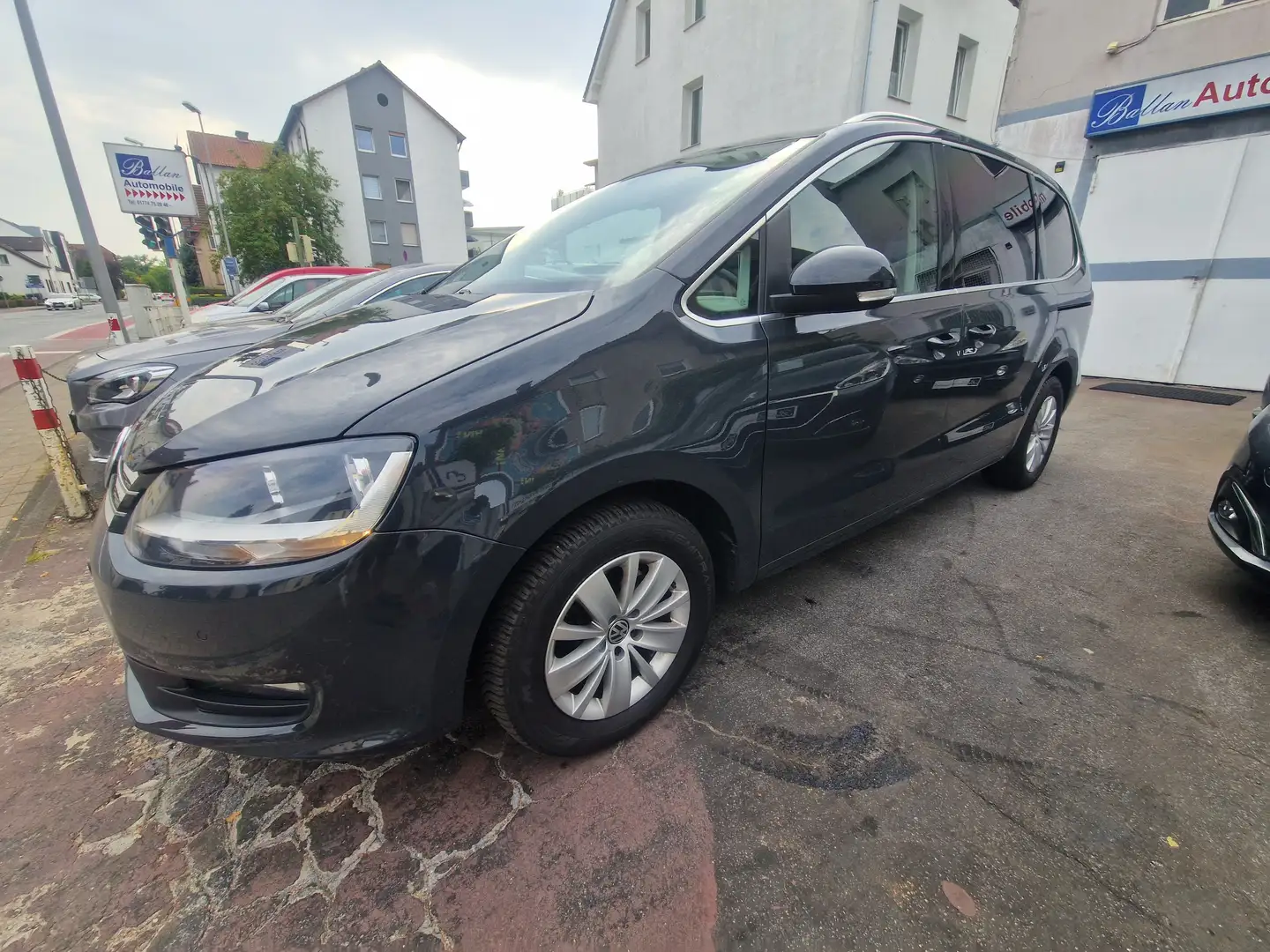 Volkswagen Sharan Comfortline BMT Grau - 2