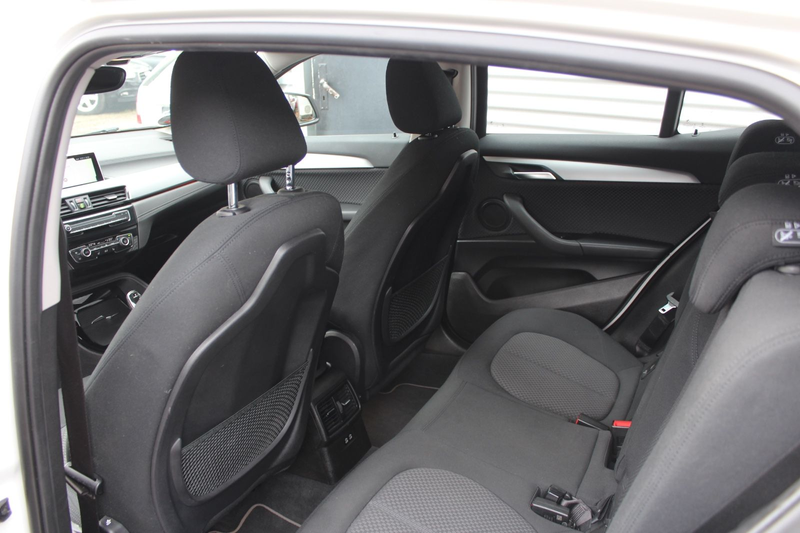 BMW X2 sDrive 18 I ADVANTAGE AUTOMATIK KLIMA LED 2Hd — photo 12