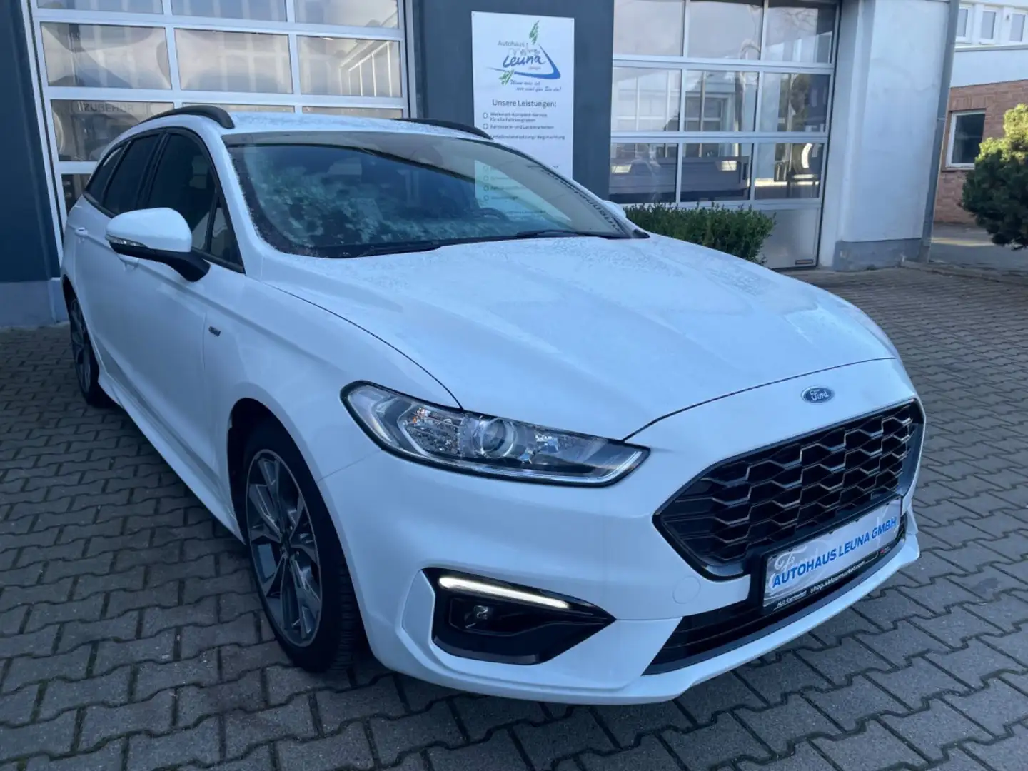 Ford Mondeo Kombi ST Line MHEV188 Navi/DAB/WiPa/LMF Weiß - 1