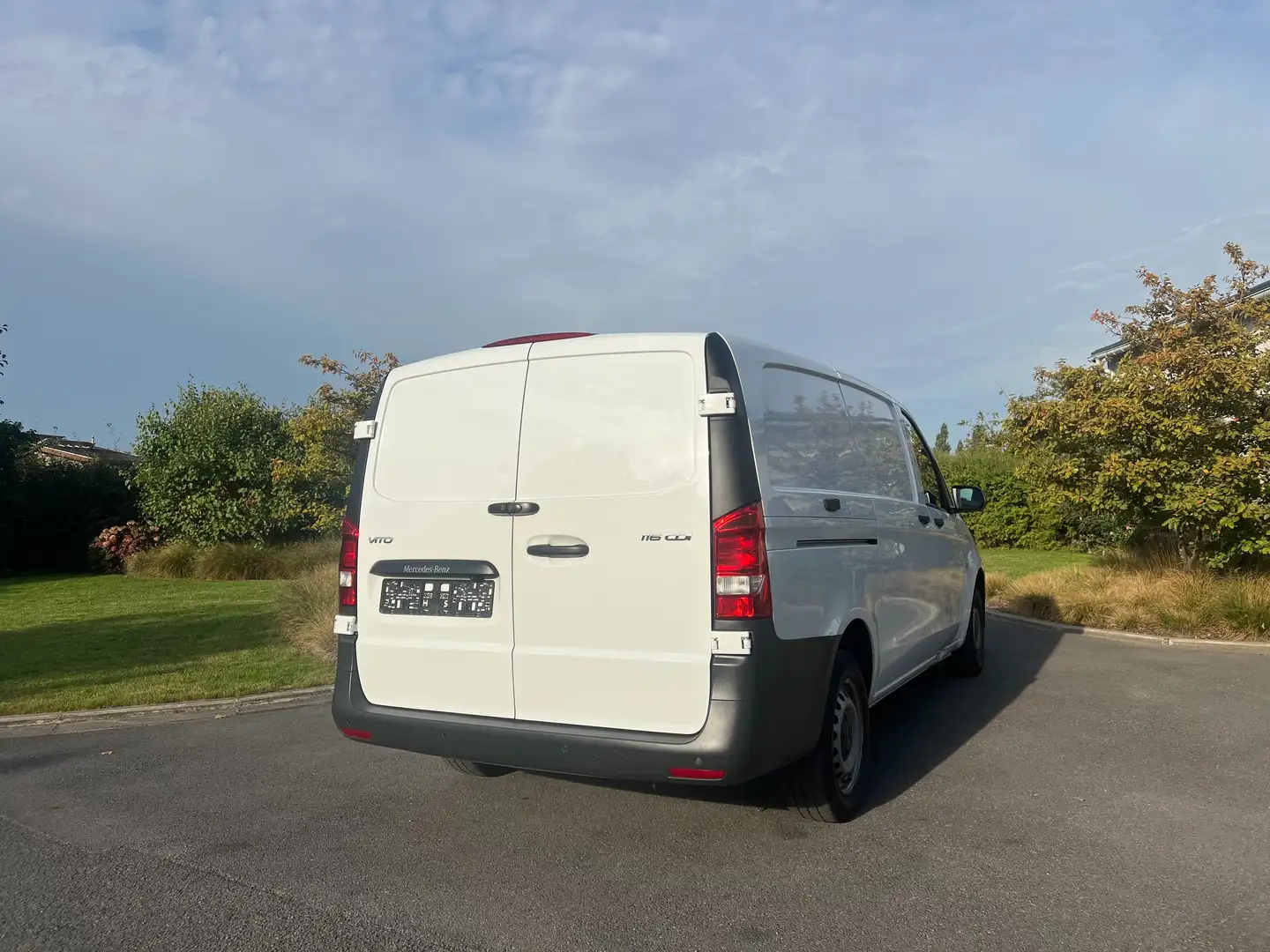 Mercedes-Benz Vito 116 CDI - lang - 82.430 km - 20.950 euro + btw Blanc - 2