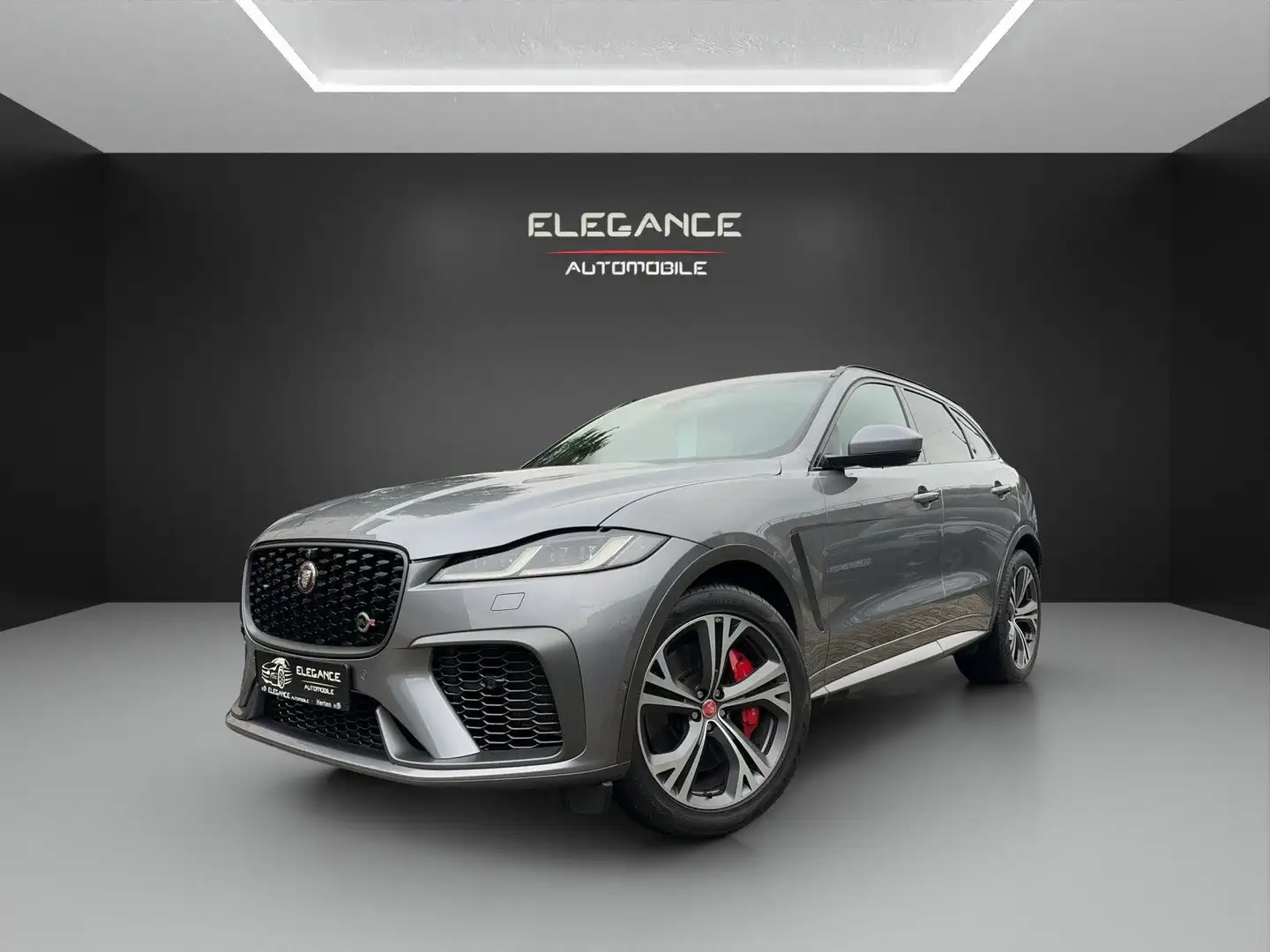 Jaguar F-Pace P550 SVR AWD*Pixel-LED*AHK*Keyless*360°K Grau - 1