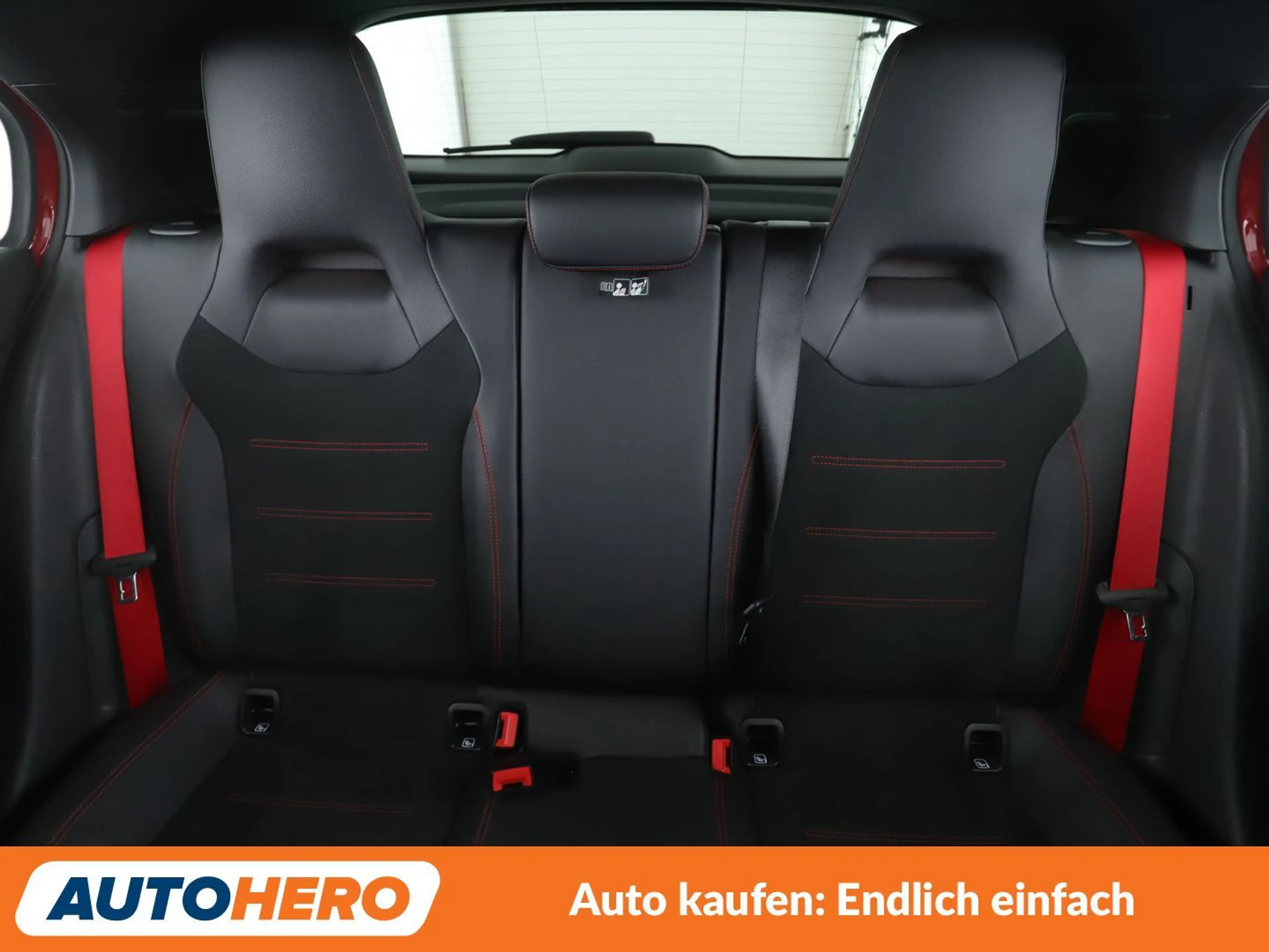 Mercedes-Benz A 35 AMG A 35 AMG 4Matic Aut.*NAVI*LED*HUD*ACC*PDC* — photo 15