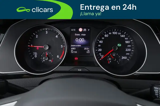 Volkswagen Passat view 15