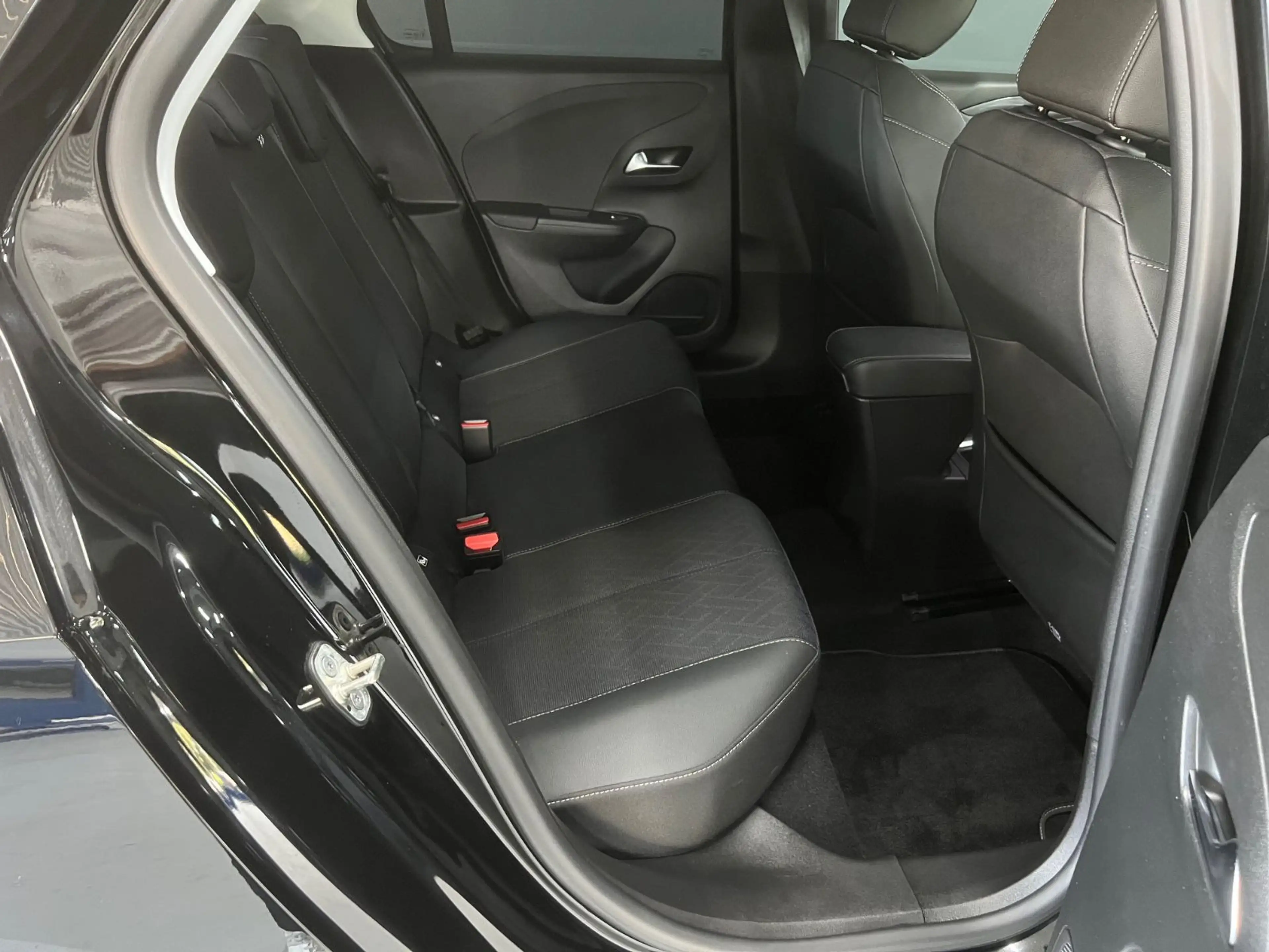 Opel Corsa F 1.2 Turbo Automatik LED Kamera Virtual — photo 13