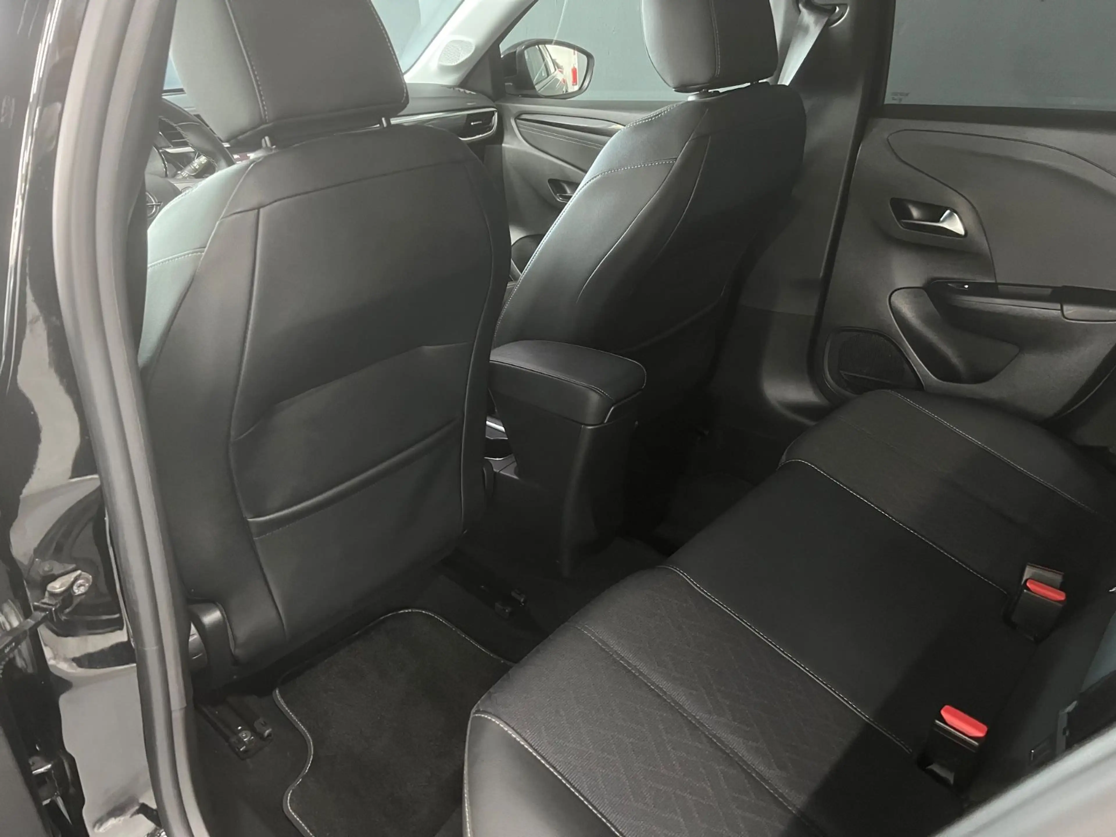 Opel Corsa F 1.2 Turbo Automatik LED Kamera Virtual — photo 12