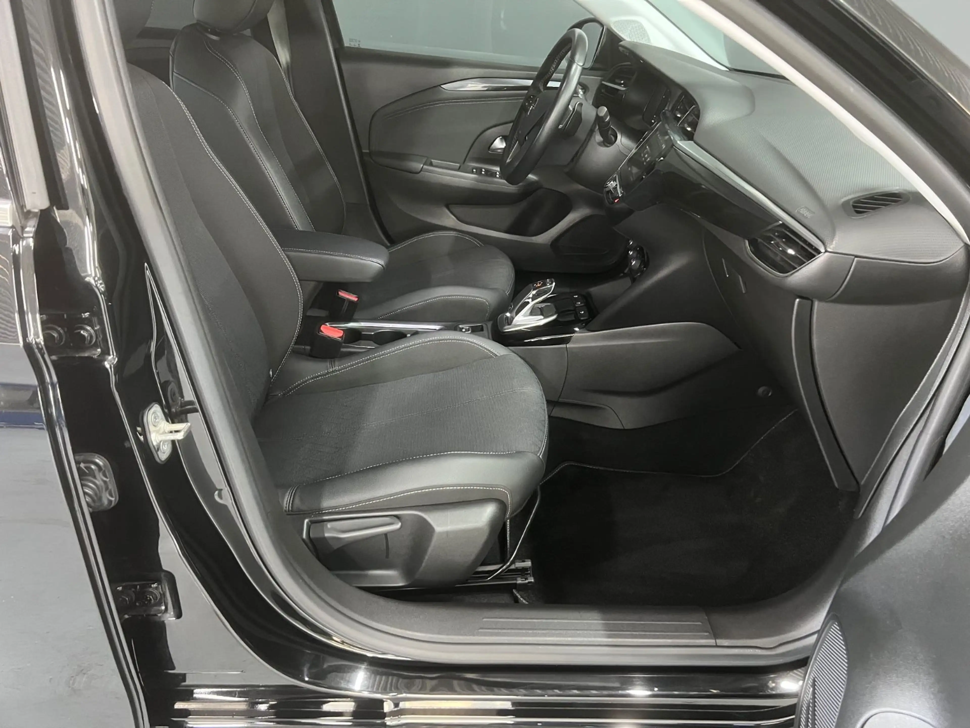 Opel Corsa F 1.2 Turbo Automatik LED Kamera Virtual — photo 14
