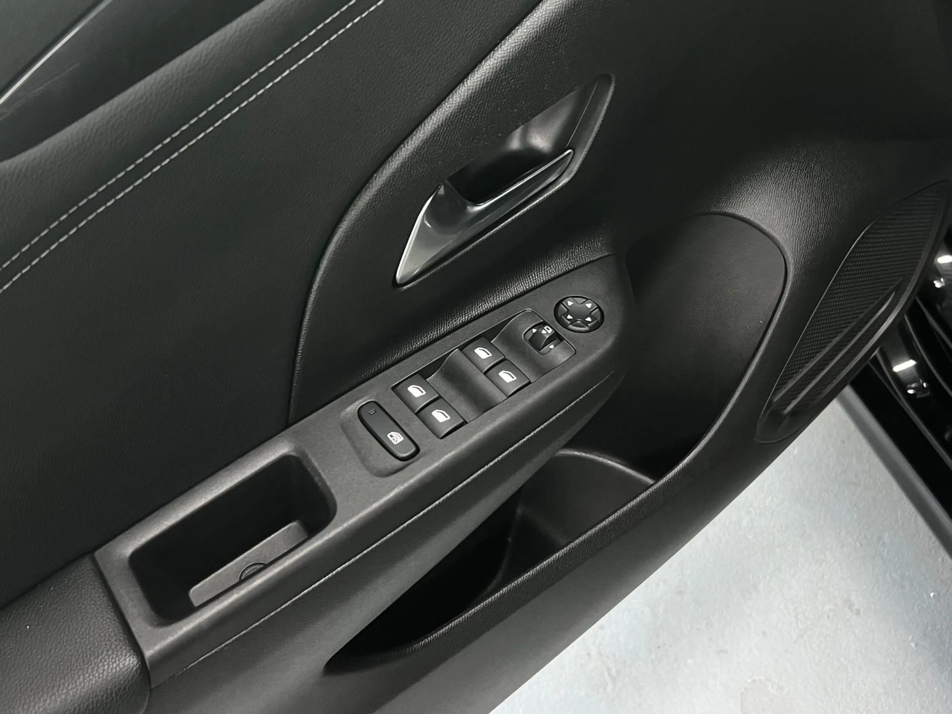 Opel Corsa F 1.2 Turbo Automatik LED Kamera Virtual — photo 10