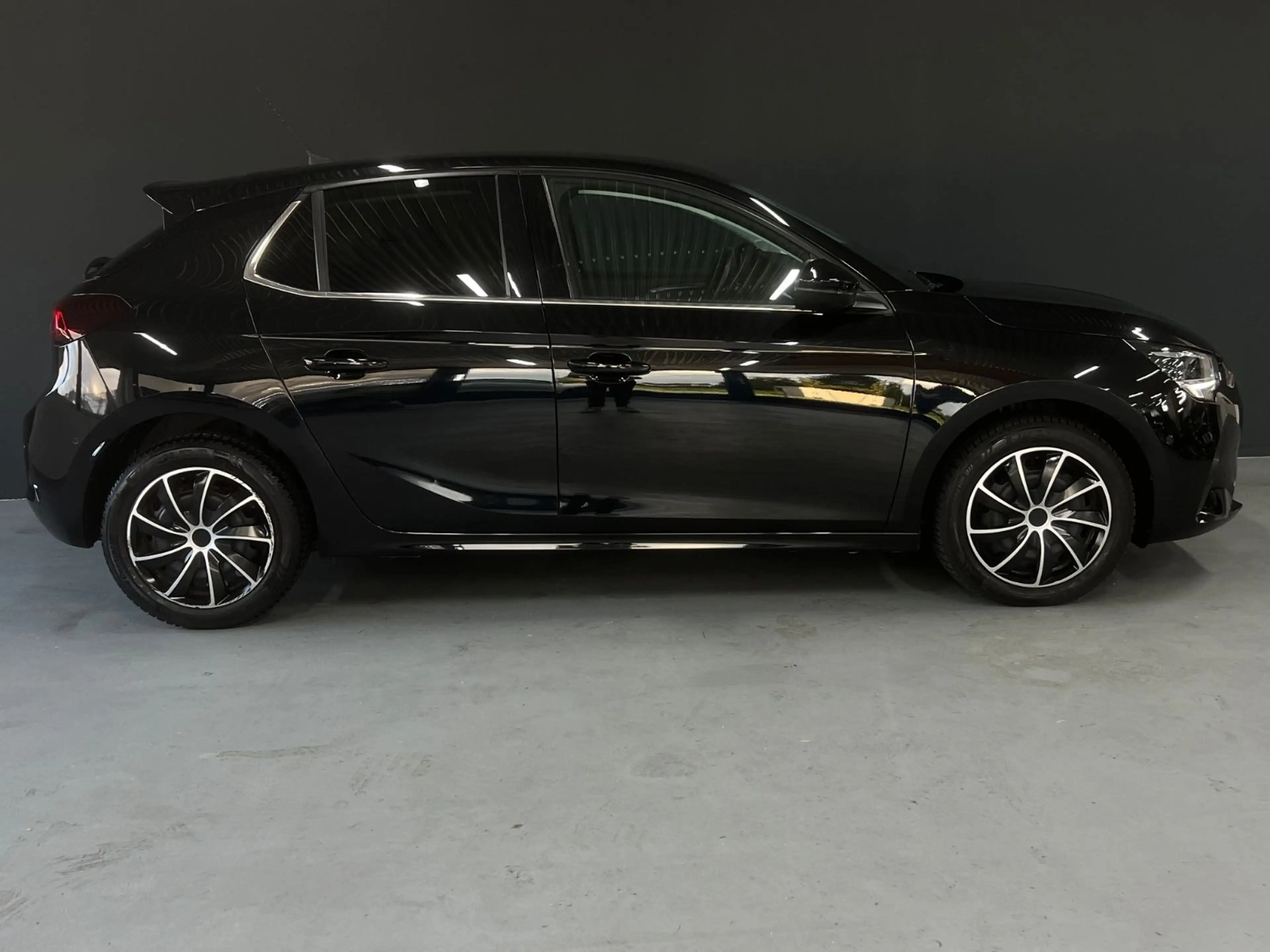 Opel Corsa F 1.2 Turbo Automatik LED Kamera Virtual — photo 4