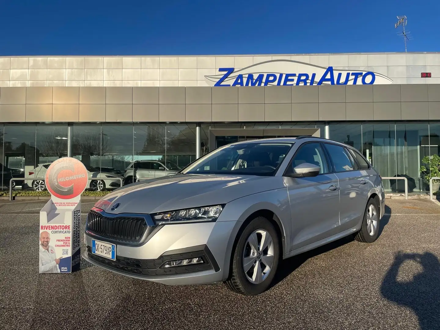 Skoda Octavia Octavia IV Wagon 2.0 tdi evo Executive dsg Argento - 1