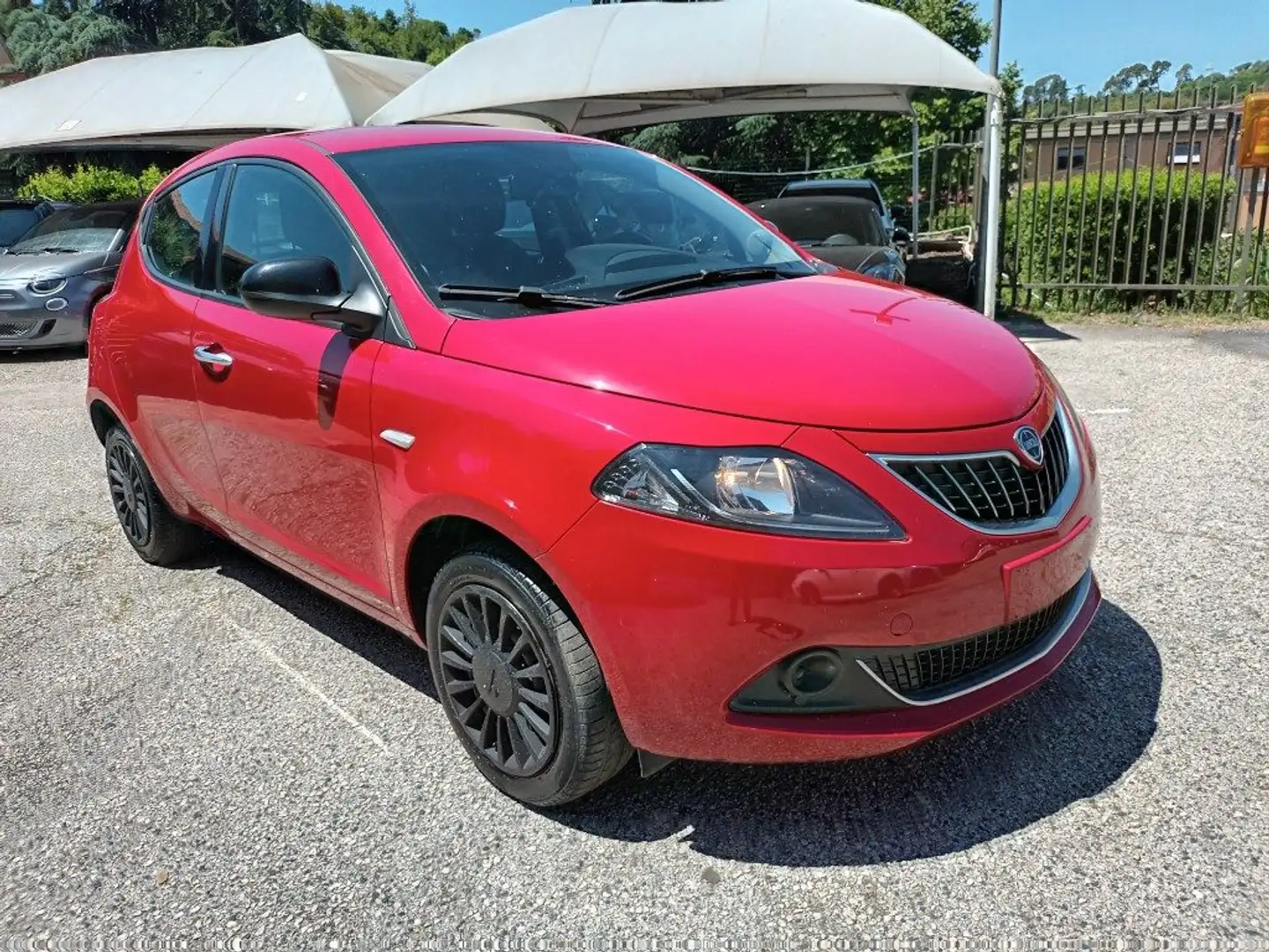 Lancia Ypsilon 1000 HYBRID SILVER 70CV STEREO USB ITALIA Rood - 1