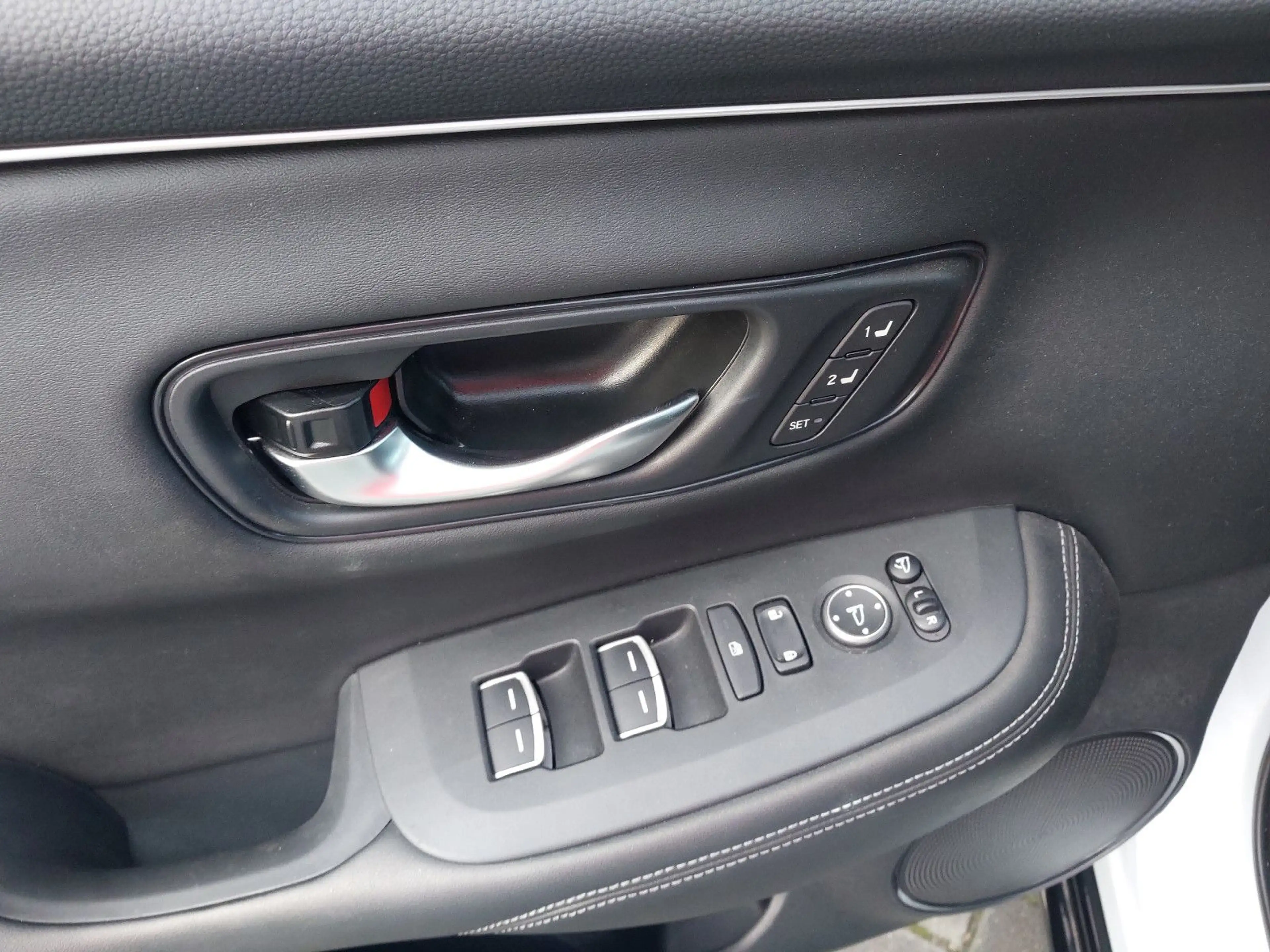 Honda ZR-V 2,0 e:HEV Advance Navi/LED/Kamera — photo 14