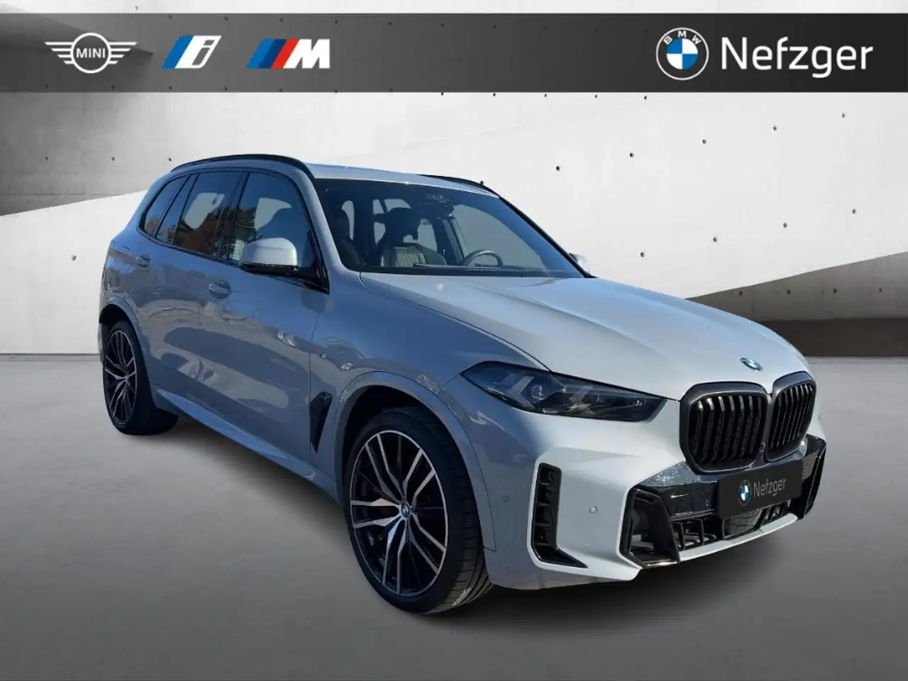 BMW X5 xDrive40d M Sport 7-Sitzer AHK PANO H&K StandHzg — миниатюра 1