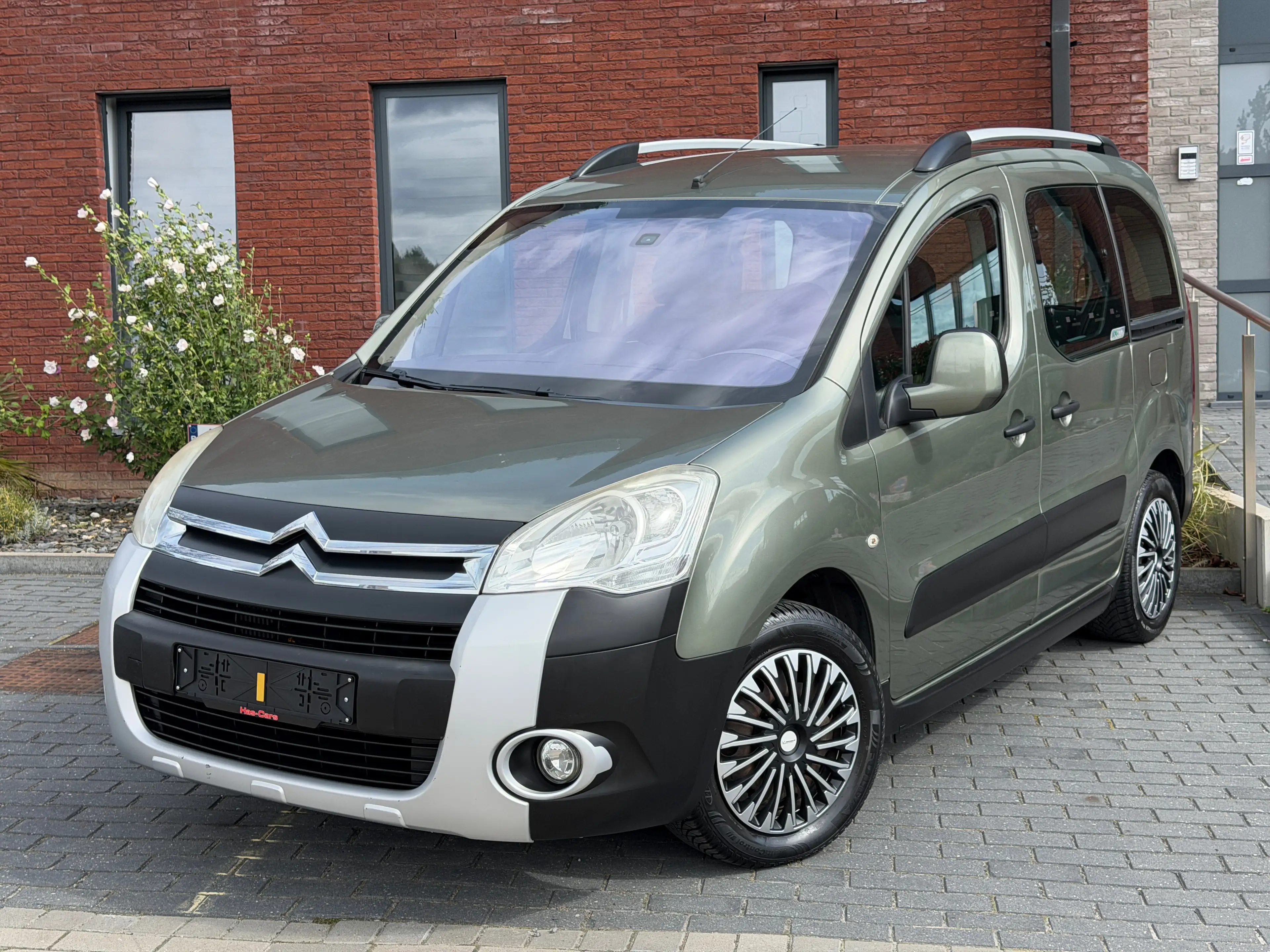 Citroen Berlingo ( XTR ) 1.6HDi (92Ch) 1er propriétaire 2012 ( CT + Car-pass Ok ) — photo 2