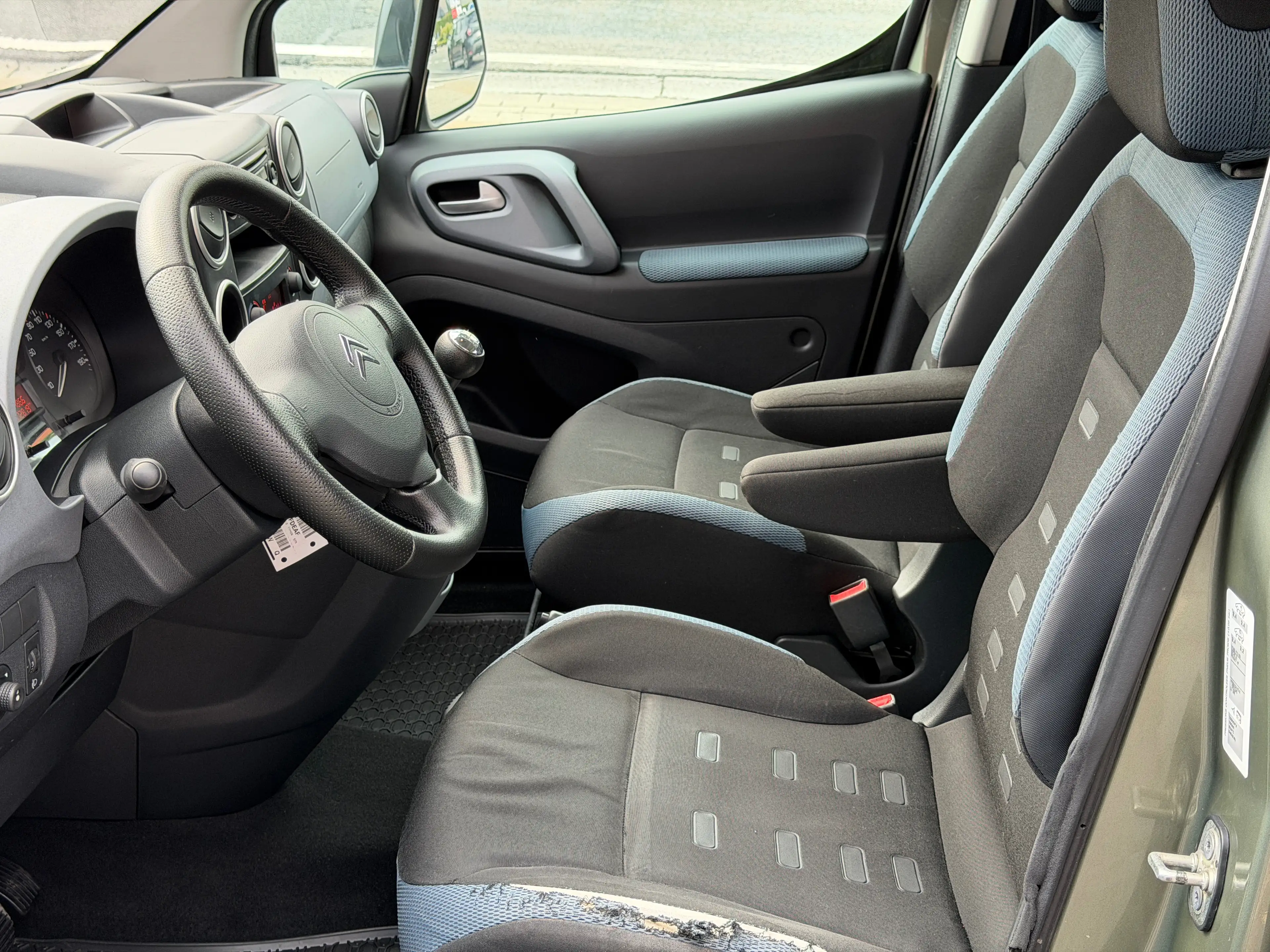 Citroen Berlingo ( XTR ) 1.6HDi (92Ch) 1er propriétaire 2012 ( CT + Car-pass Ok ) — photo 15