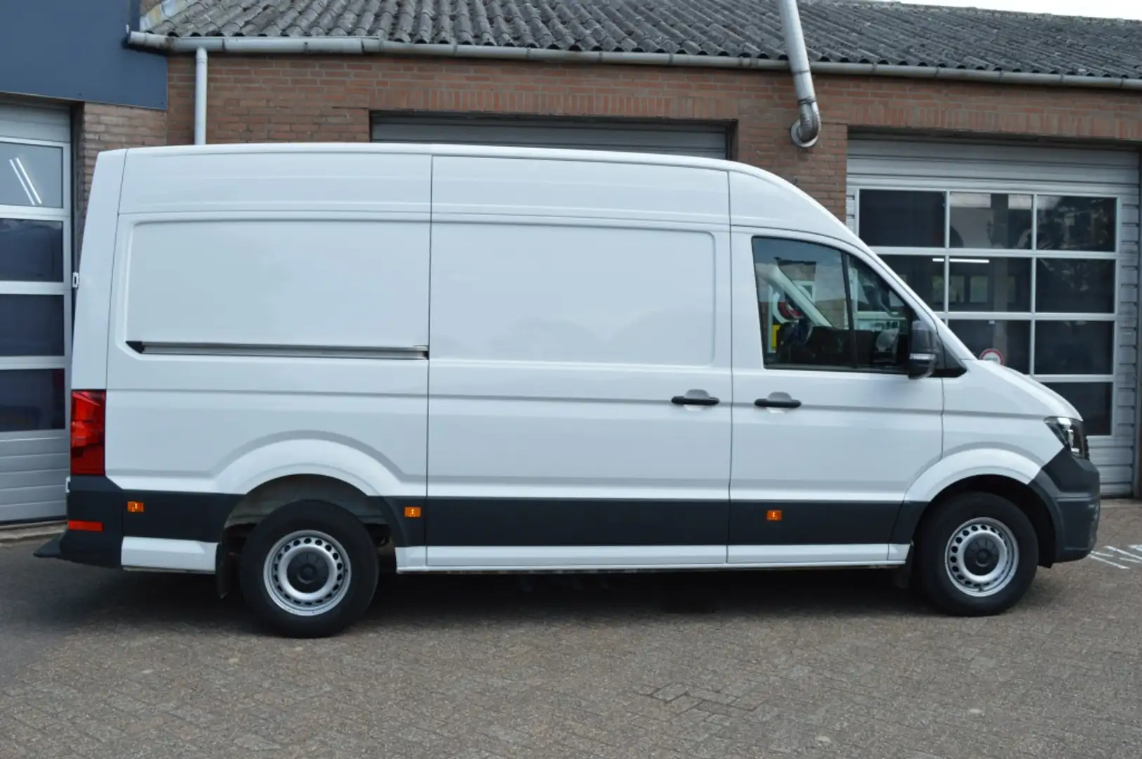 Volkswagen Crafter L3 H3, Trekhaak, Camera, Ca 35 2.0 TDI L3H3 Hi Weiß - 2