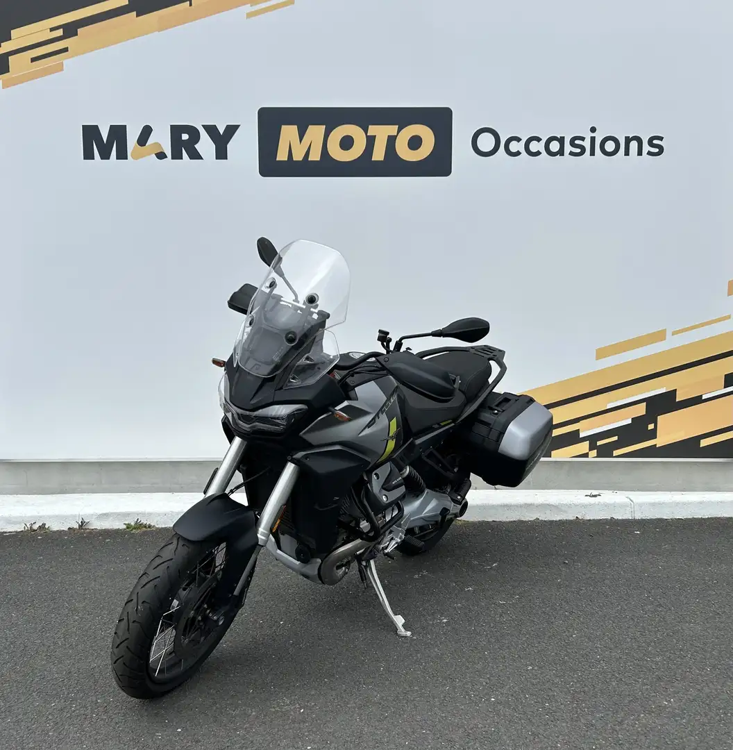 Moto Guzzi Stelvio Negro - 2