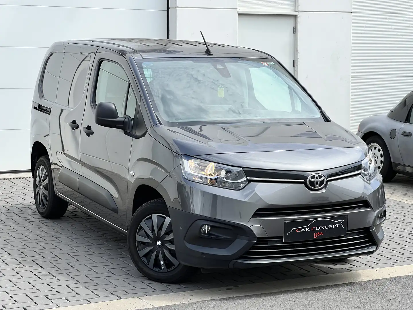 Toyota Proace City 1.5 D-4D*L1*CARPLAY*TTS*CRUISE*10.735€ excl.BTW Gris - 2