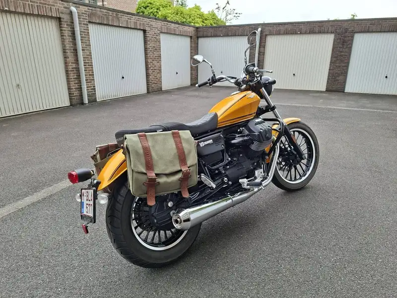 Moto Guzzi V9 - foto 8