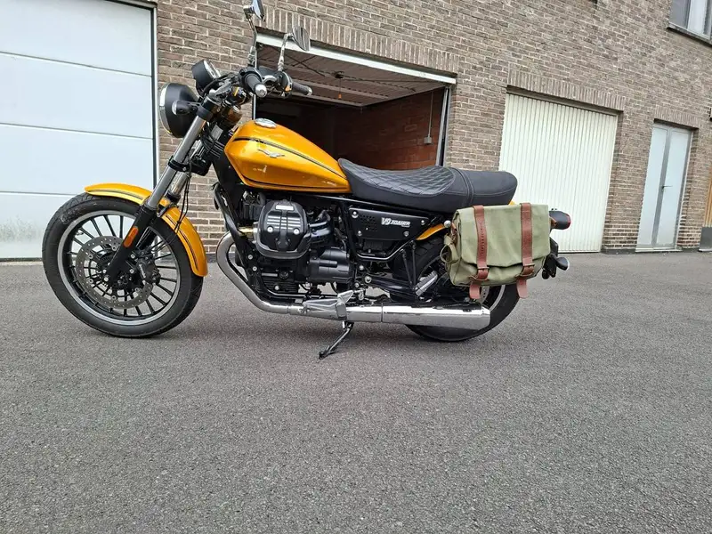 Moto Guzzi V9 - foto 6