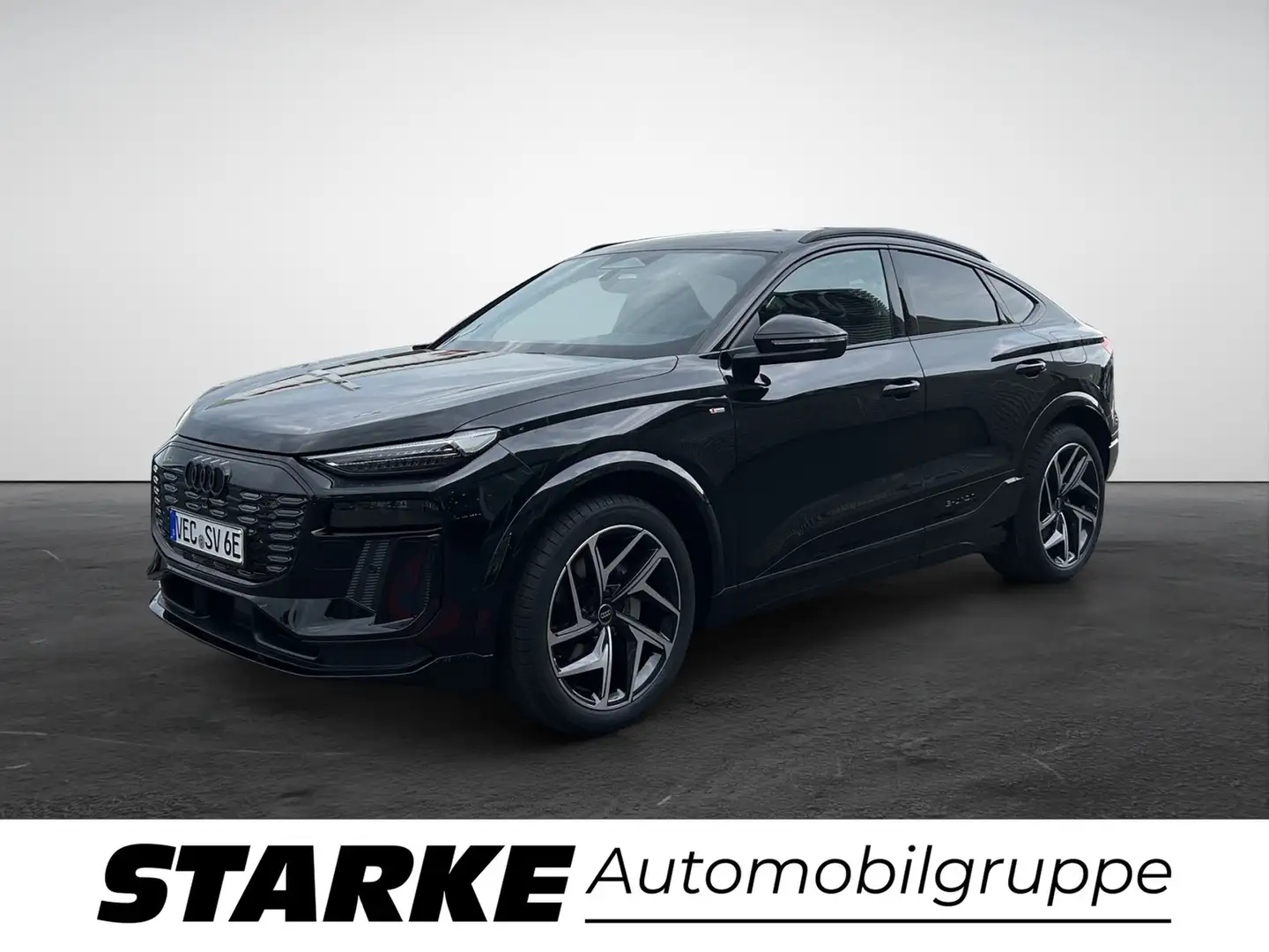 Audi Q6 e-tron Sportback quattro edition one grey Schwarz - 1