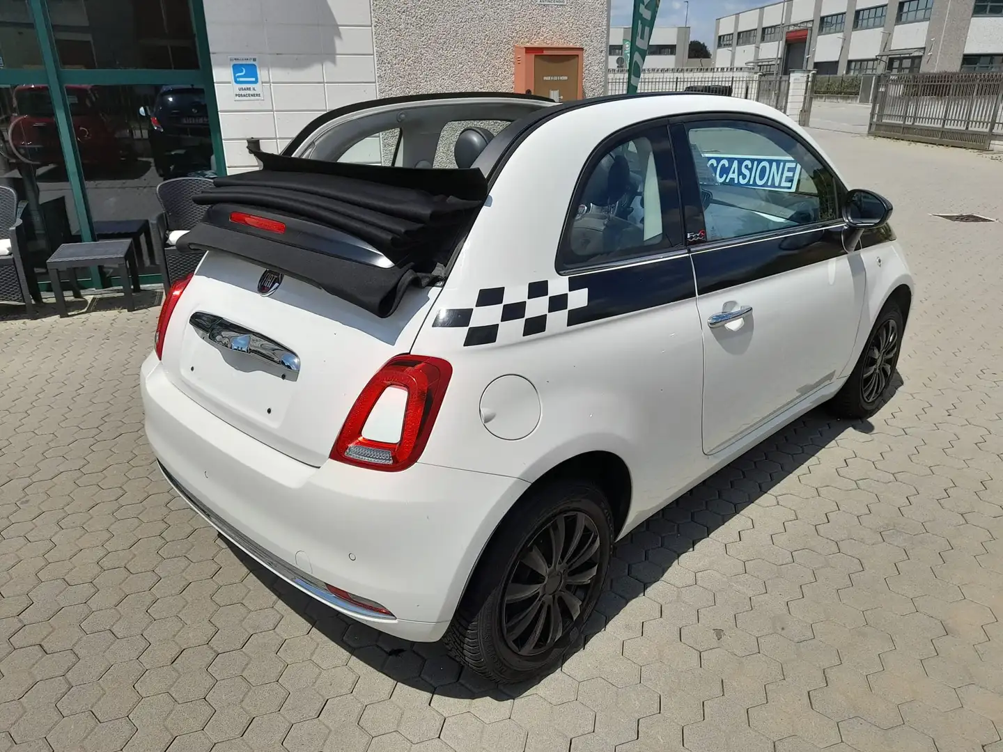 Fiat 500C 1.2 Cabrio Lounge 69cv Bílá - 2