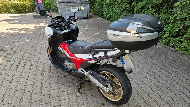 Honda Integra 750 S — photo 5
