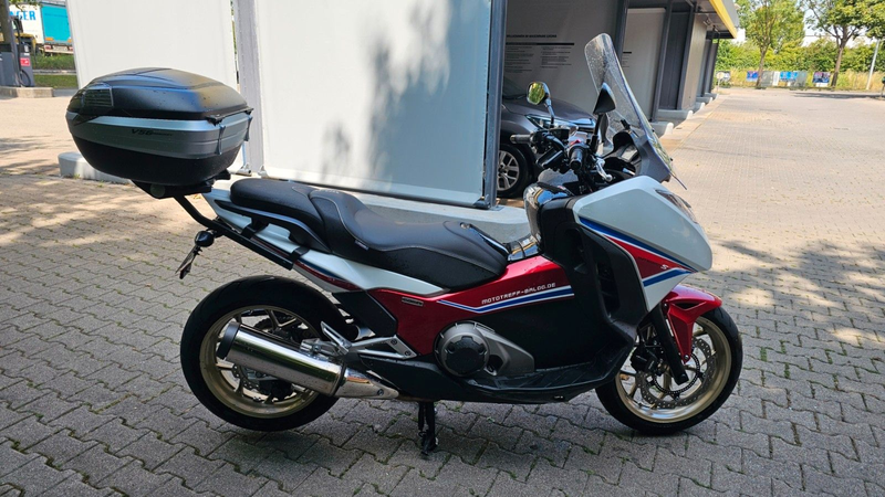 Honda Integra 750 S — photo 3