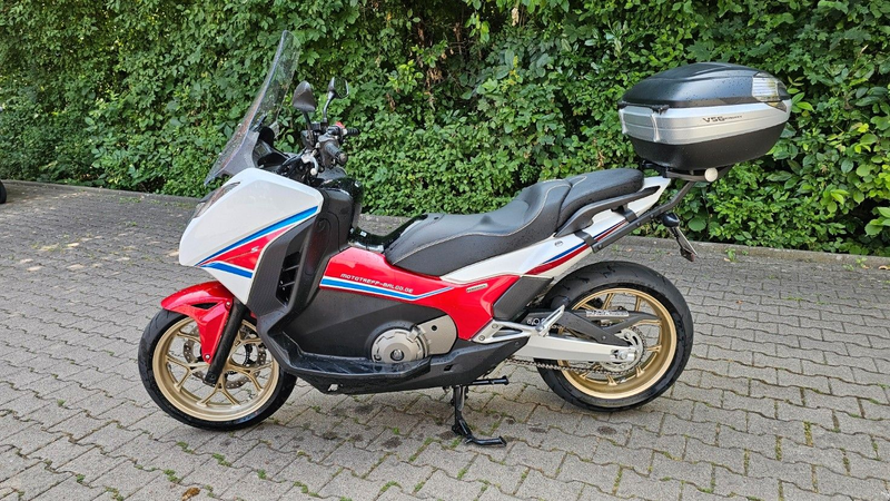 Honda Integra 750 S — photo 6