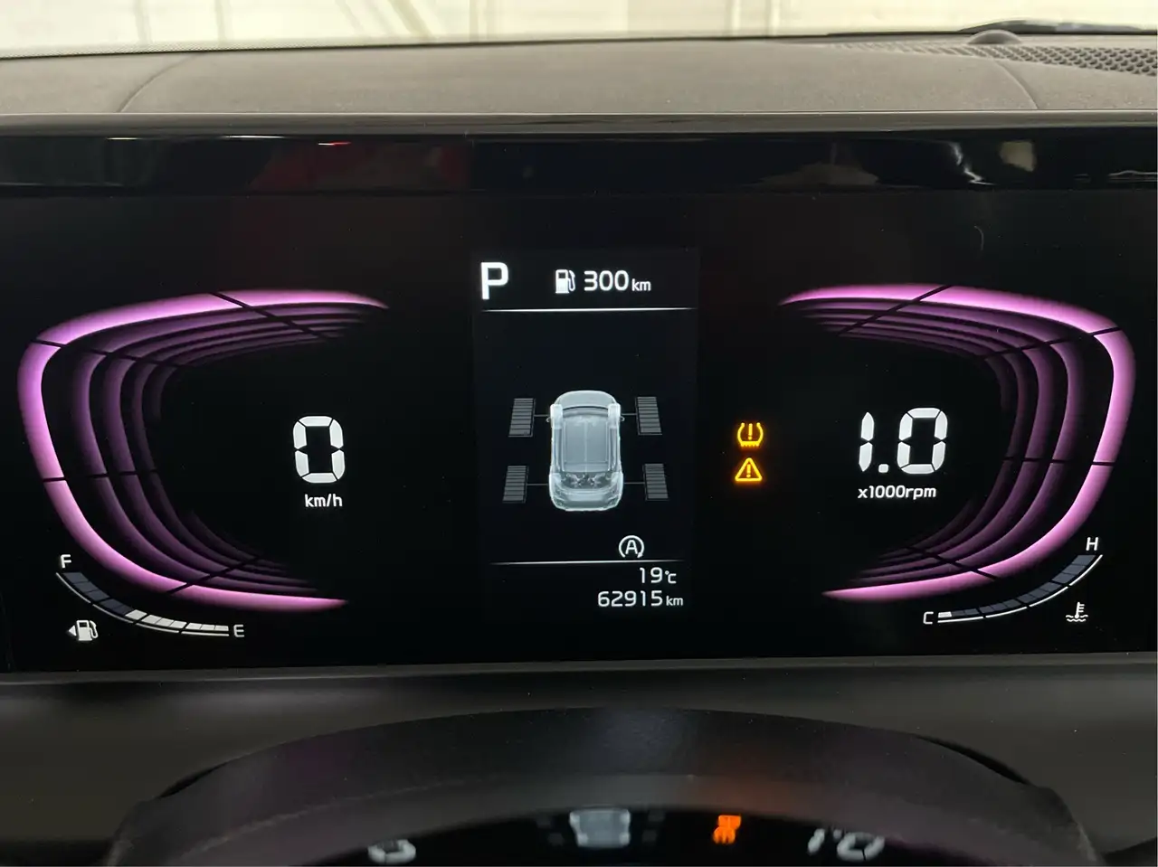 Kia Seltos снимка Kia Seltos