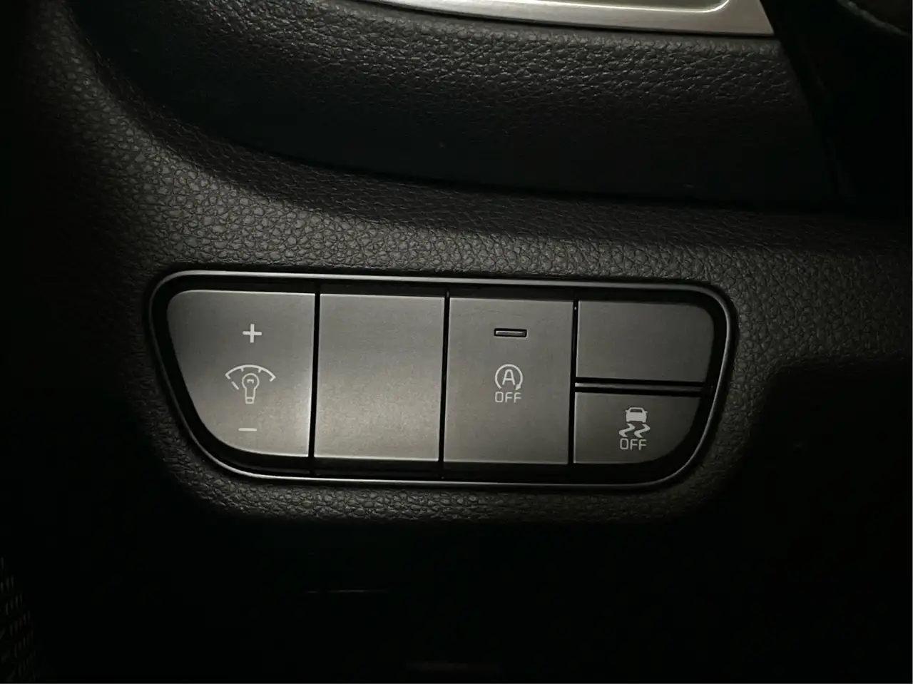 Kia Seltos снимка Kia Seltos