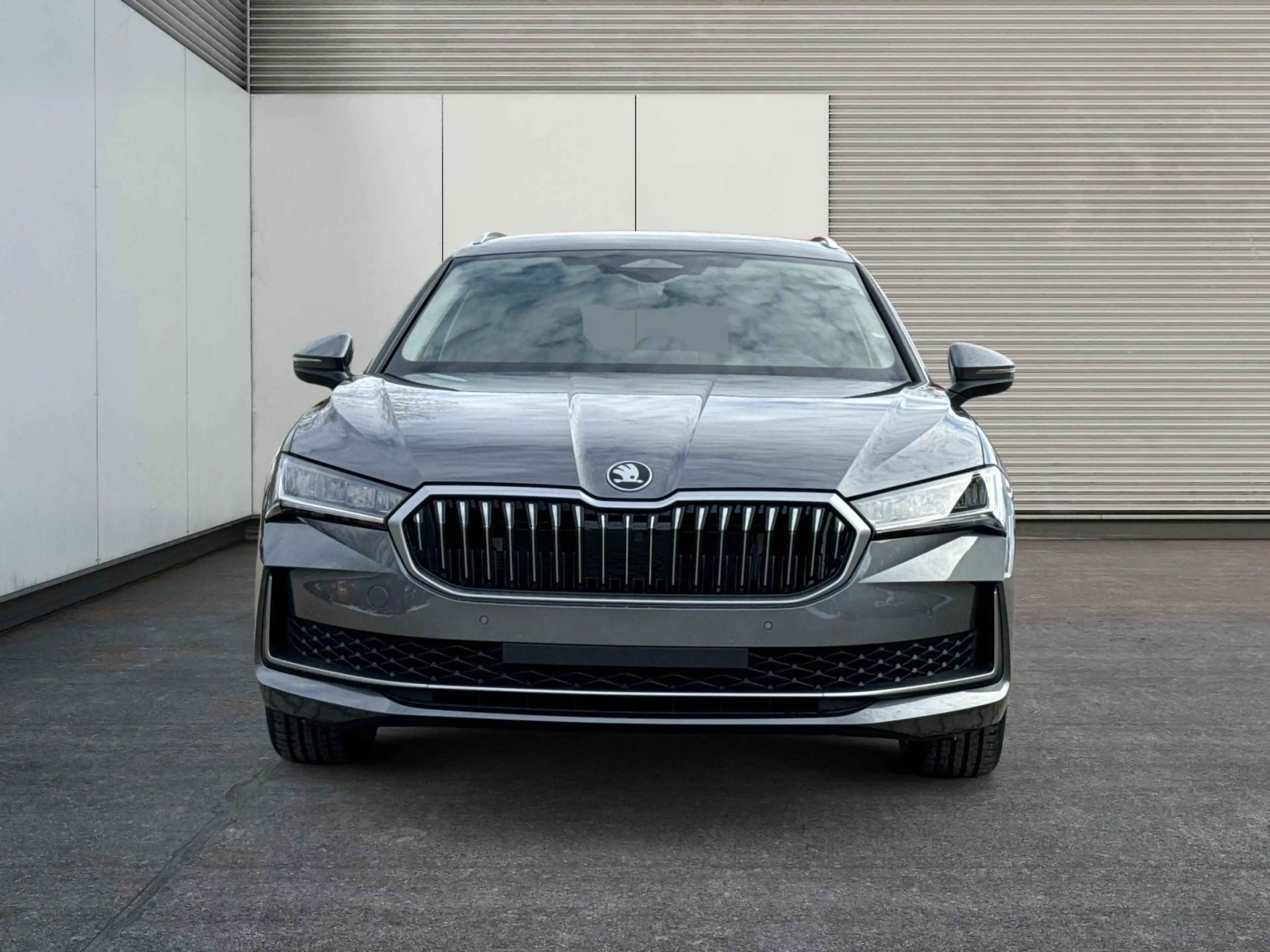 Skoda Superb Combi Selection AHK+NAVI+EL.HECKKL.+SHZ+KAMERA+... — photo 6