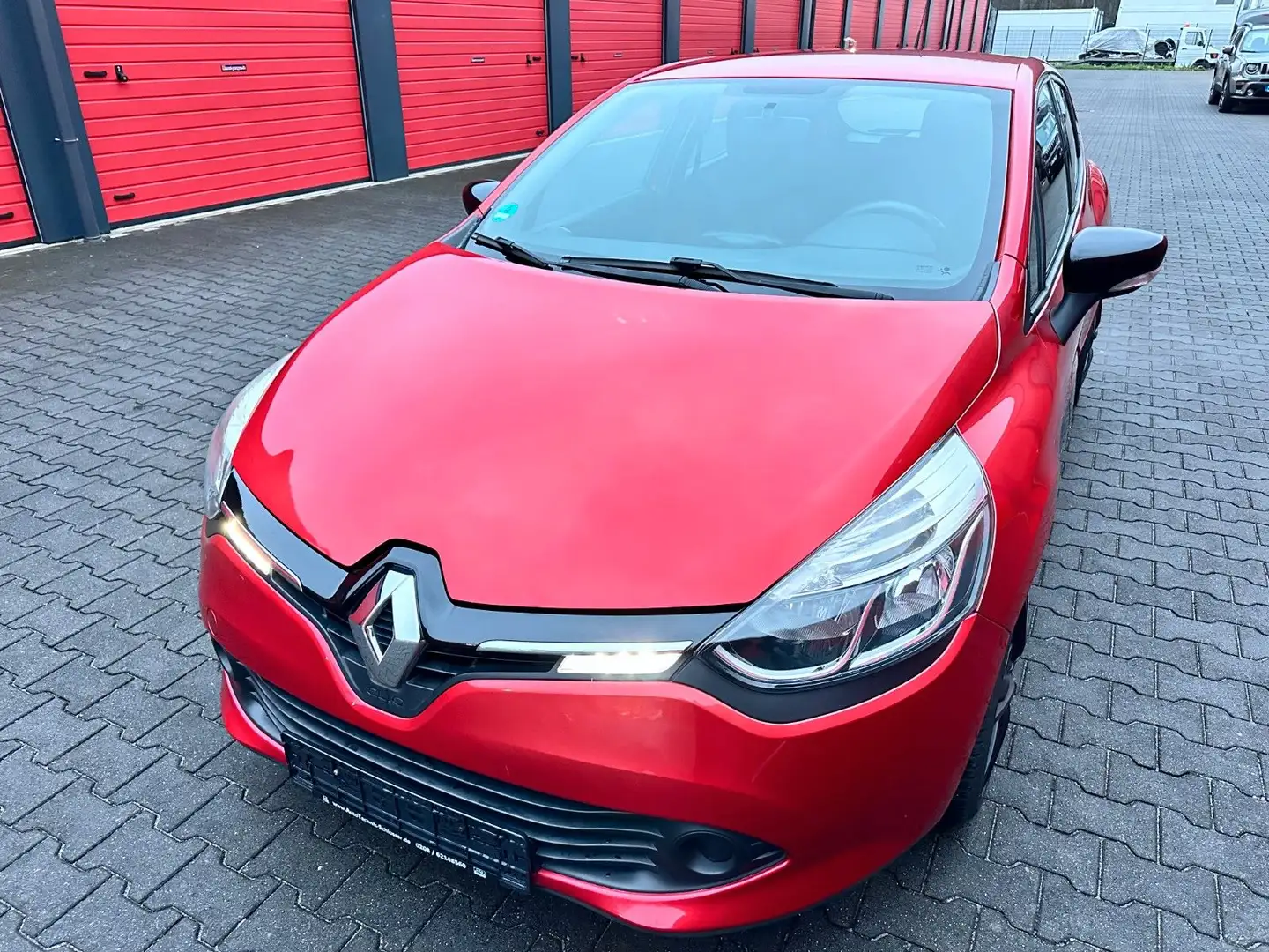 Renault Clio IV Dynamique Rot - 1