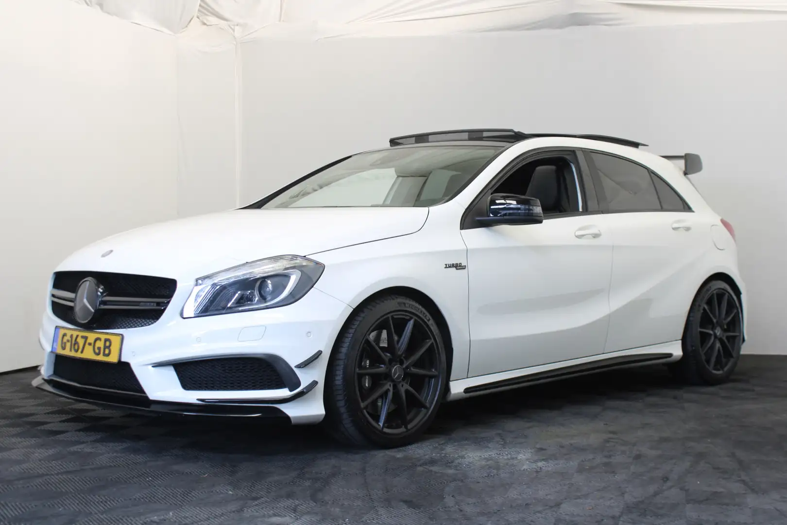 Mercedes-Benz A 45 AMG 4MATIC |Aero|Pano|Schaalstoelen| Wit - 1
