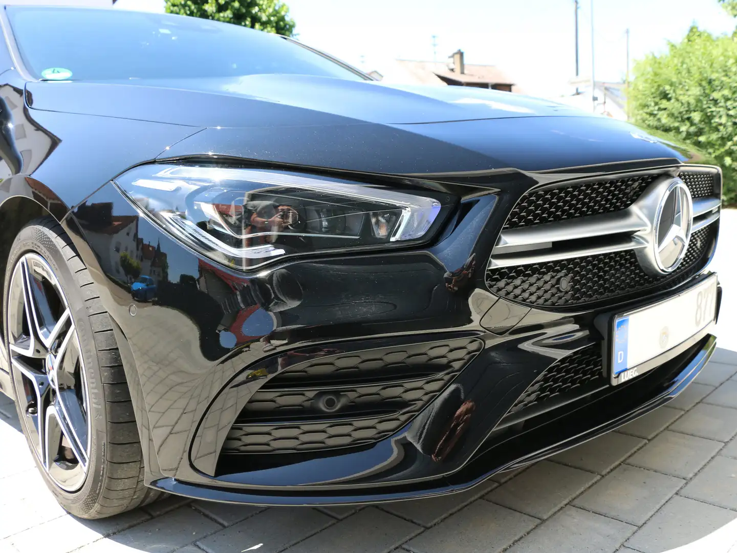 Mercedes-Benz CLA 35 AMG AMG CLA 35 4Matic Shooting B AMG Speedshift 7G-DCT Schwarz - 2