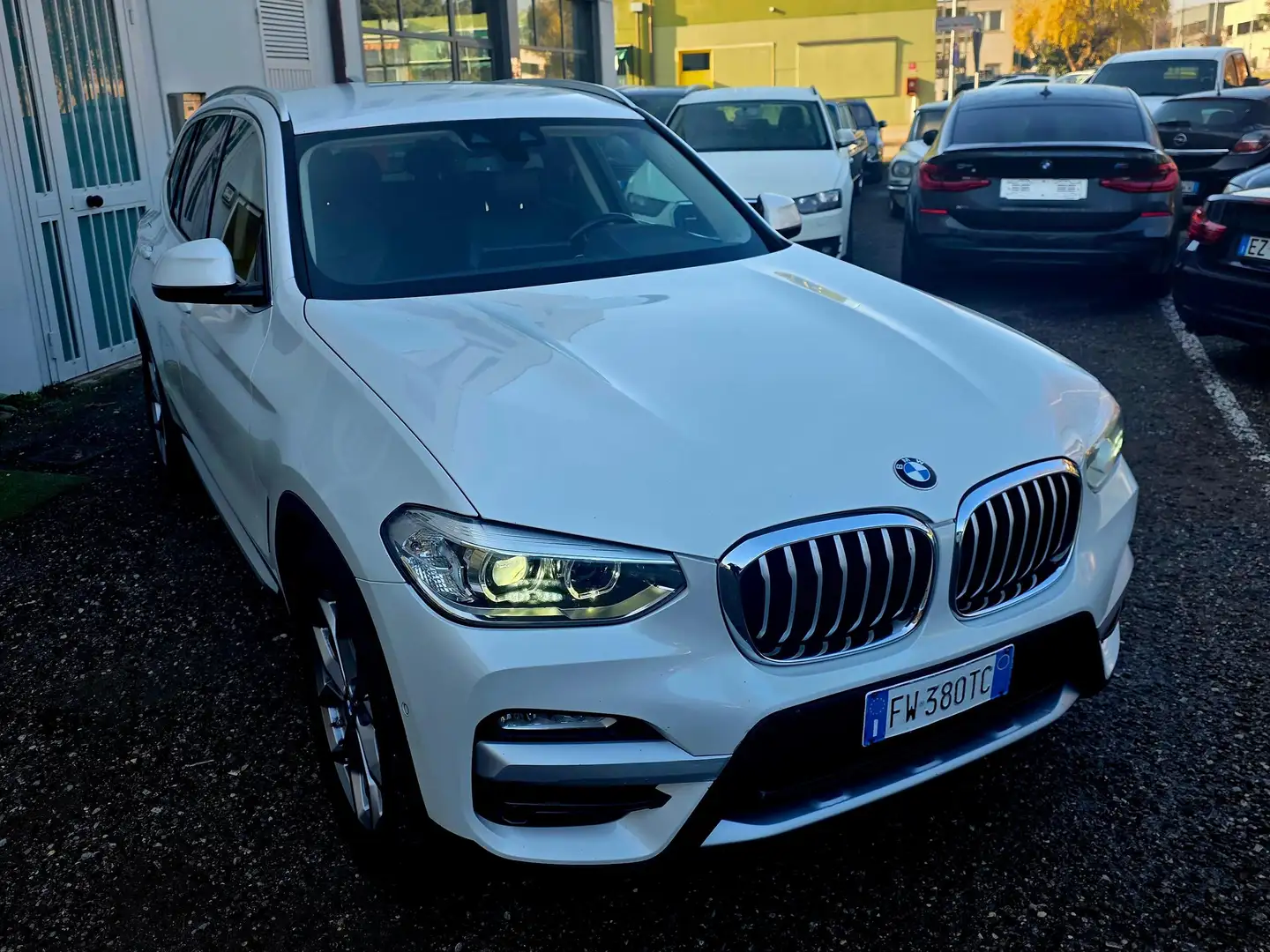 BMW X3 XDRIVE 30d xLine 265cv FIANZNIA PERMUTA Weiß - 1