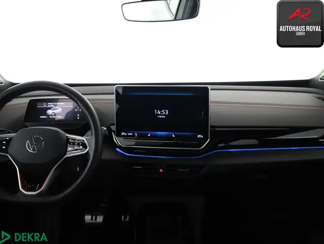 Volkswagen ID.4 view 9