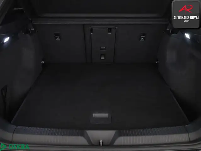 Volkswagen ID.4 view 13