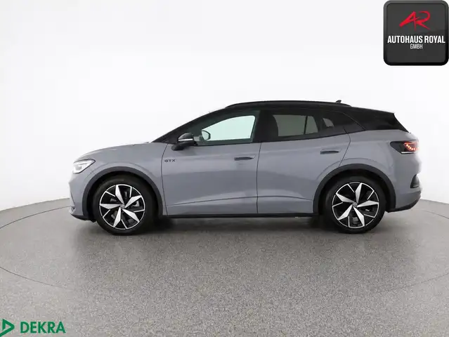 Volkswagen ID.4 view 2