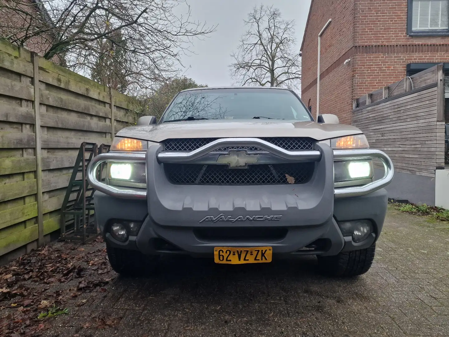 GMC Chevrolet Avalanche 8.1 4x4 2500 LPG Benzine Bronce - 2