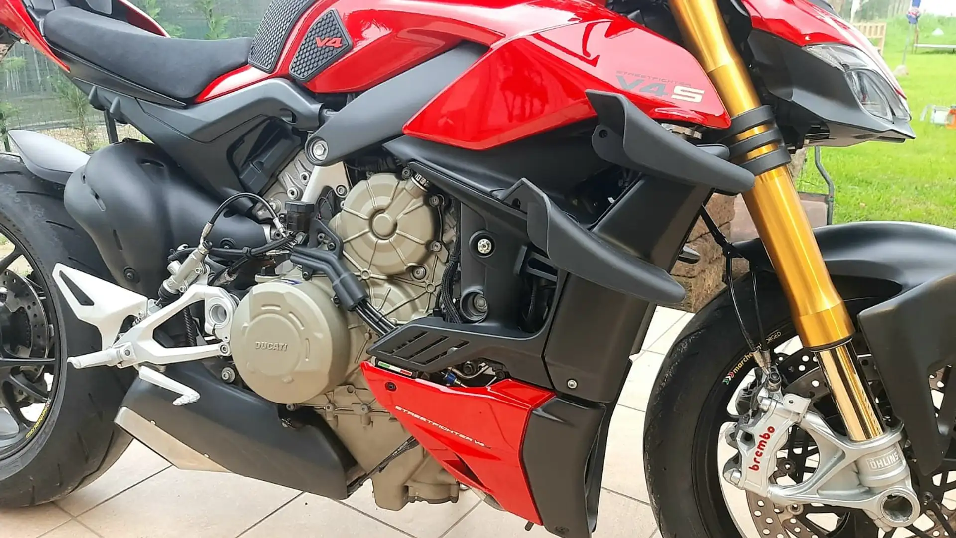 Ducati Streetfighter 1100 V4S Rosso - 2